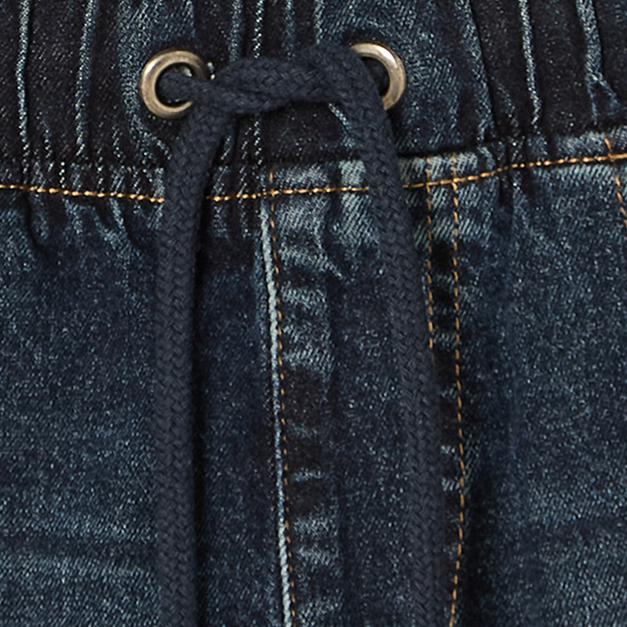 شورت دينم بطول الركبة بخصر برباط وجيوب من جونيورز-boys-clothing-bottoms-shorts-image-4