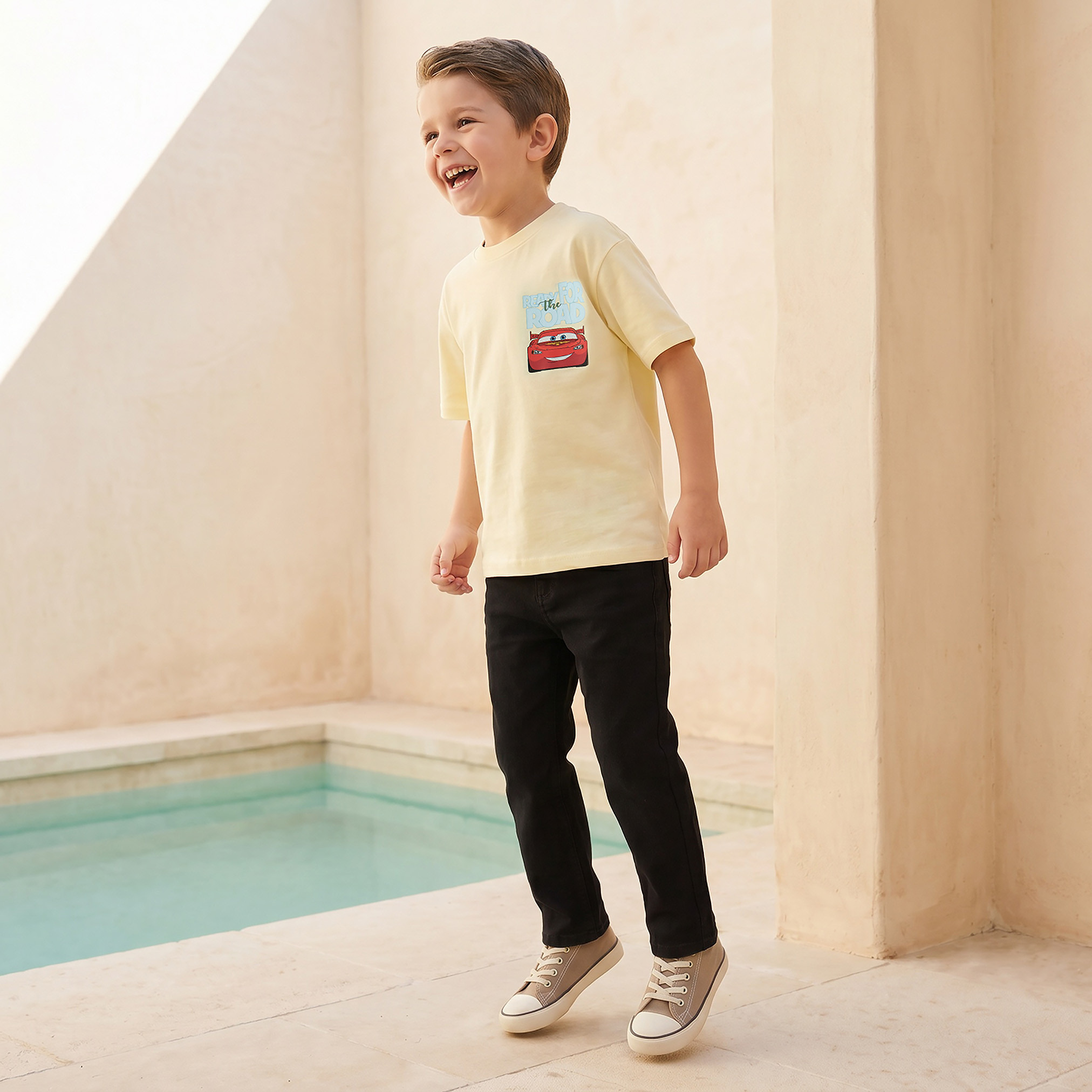 بنطلون جينز كلاسيكي بجيوب مريحة من جونيورز-boys-clothing-bottoms-jeans-image-5
