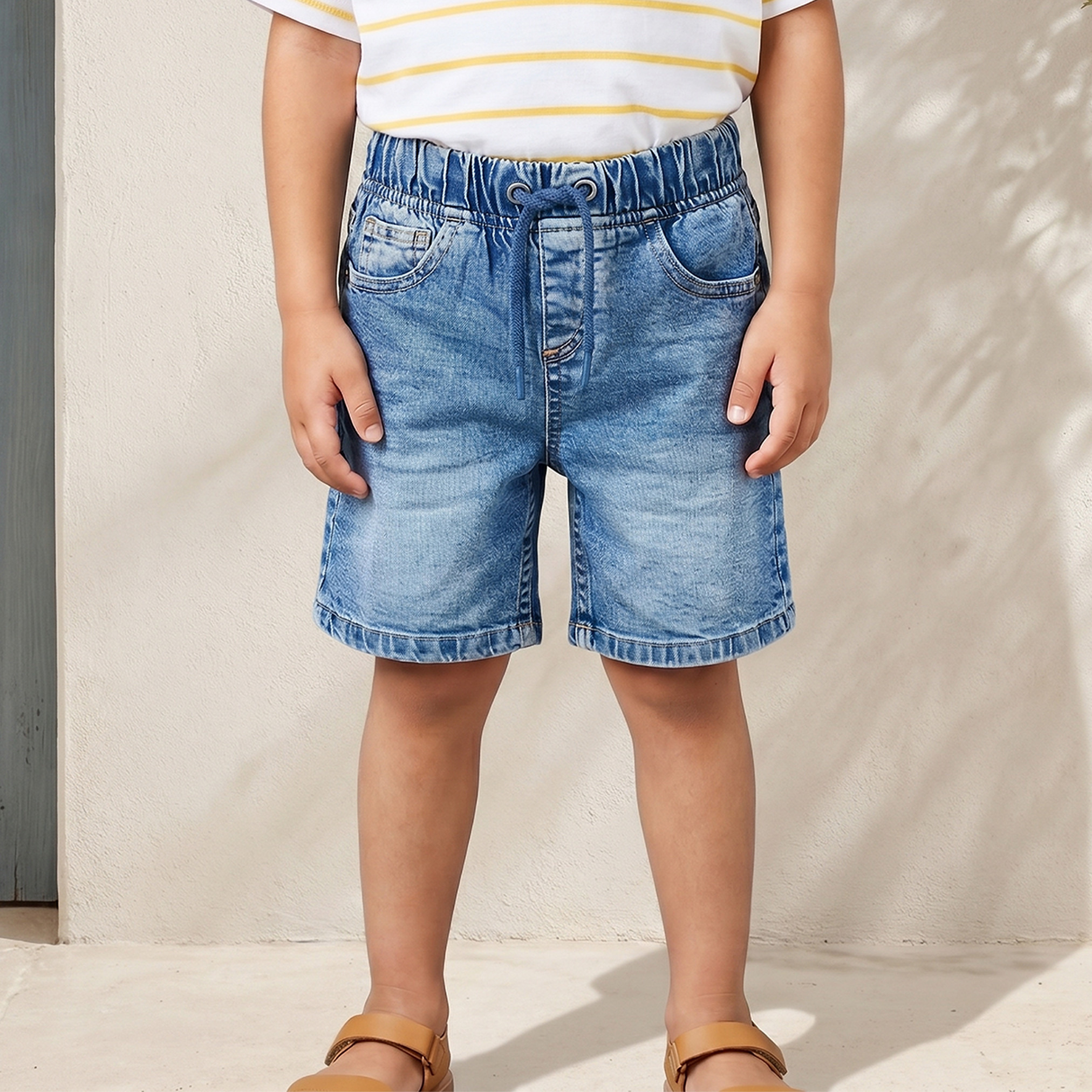 Juniors Knee Length Mid-Rise Shorts with Pockets-baby-boys-clothing-bottoms-shorts-image-1