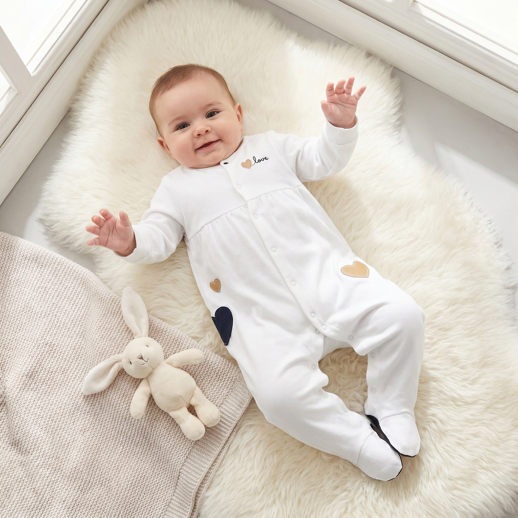 بدلة نوم قطن بياقة مستديرة وأكمام طويلة وأزرار إغلاق كباسة من جونيورز-baby-girls-clothing-nightwear-sleepsuits-image-1