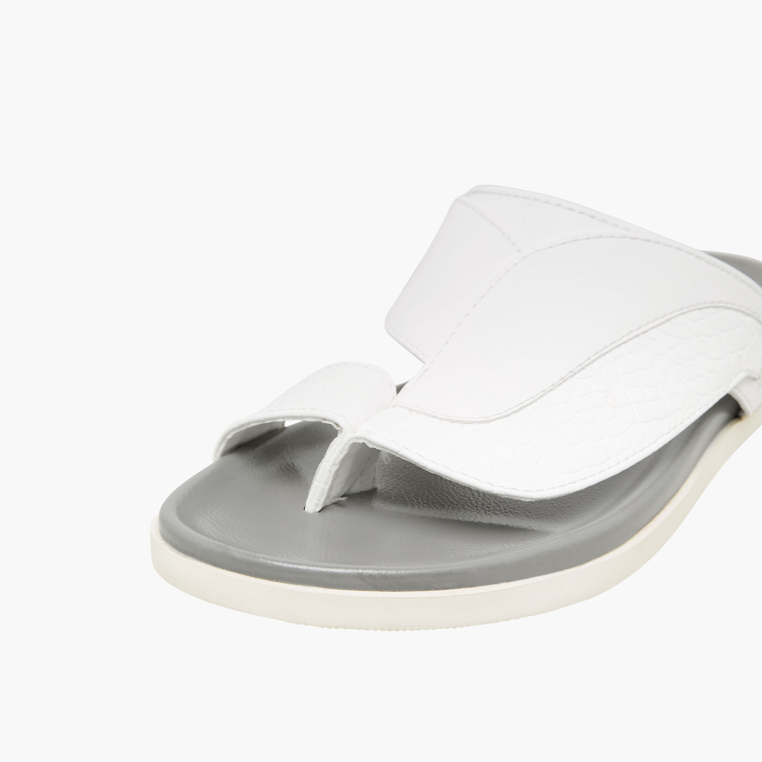 Al Waha Boys Toe Loop Detail Arabic Sandals-boys-shoes-sandals-image-4
