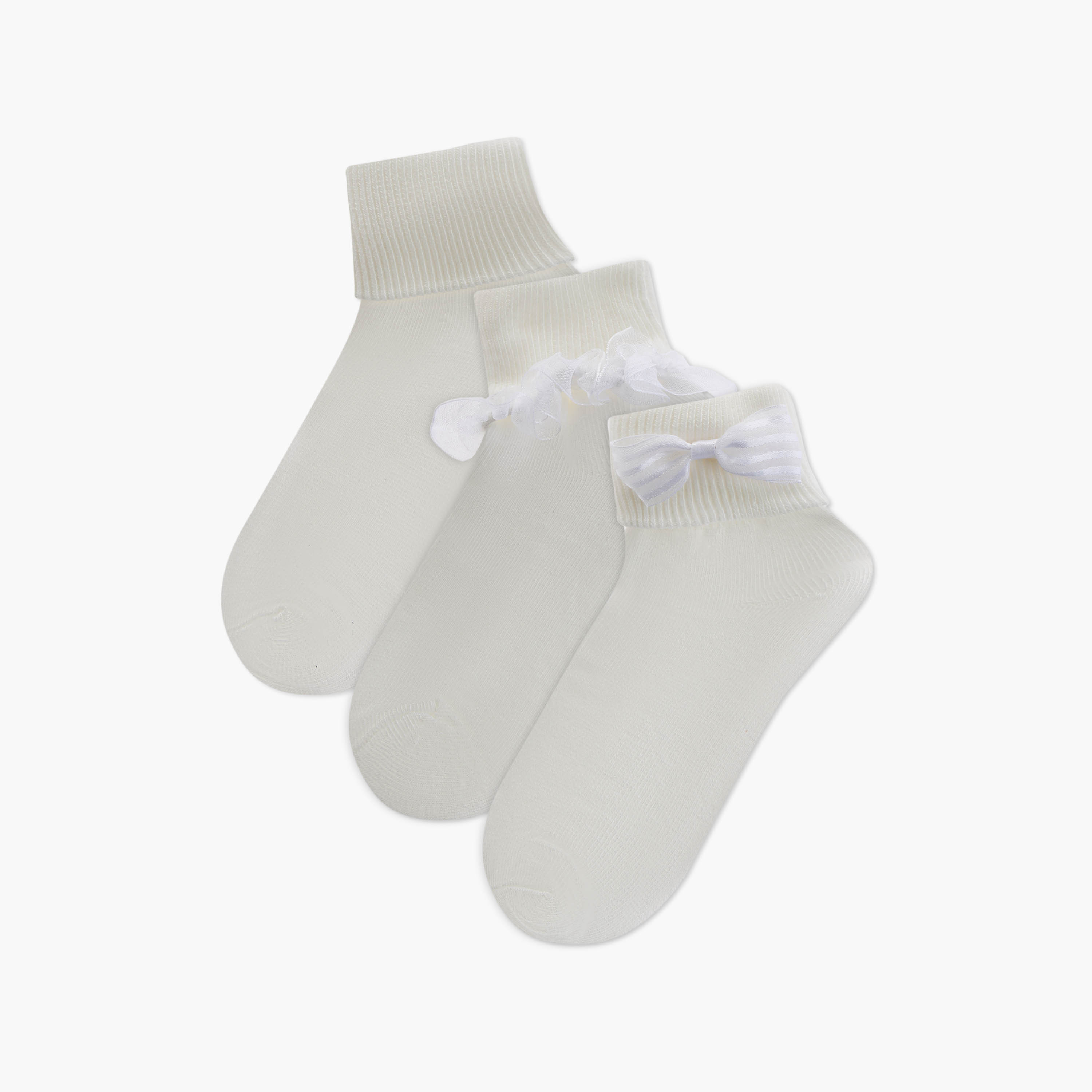 جوارب بتفاصيل فيونكة من فلورا بيلا - طقم من 3 أزواج-girls-accessories-socks-image-1