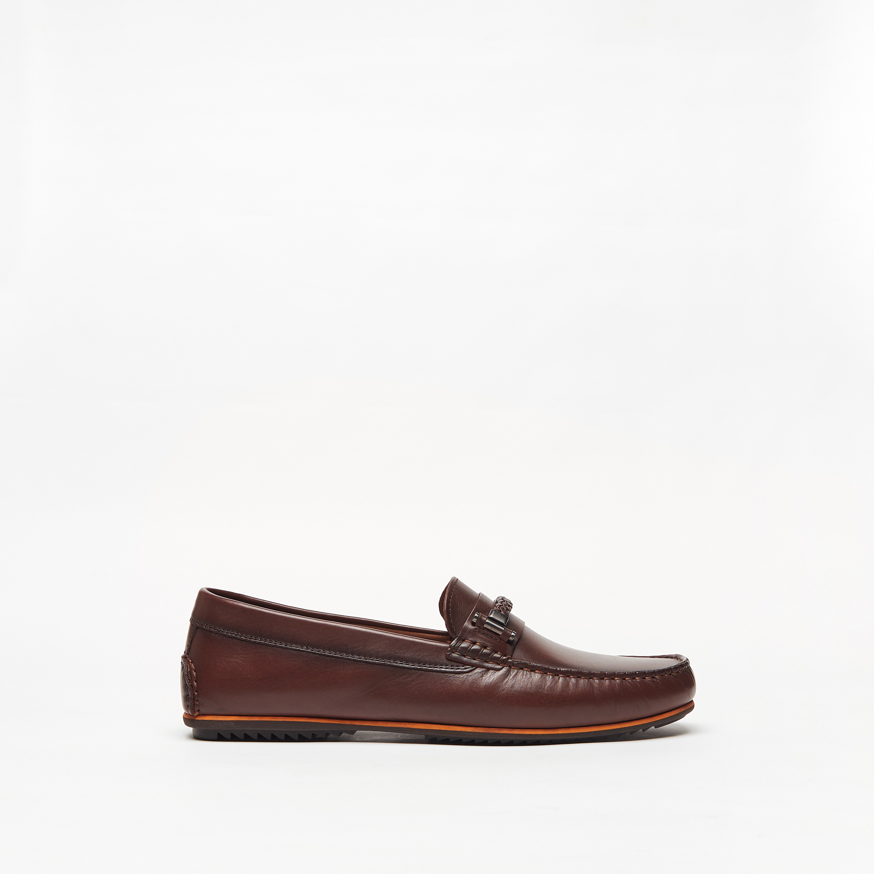 حذاء موكاسين بزينة معدنية للرجال من دوتشيني-men-shoes-loafersandmoccasins-image-2