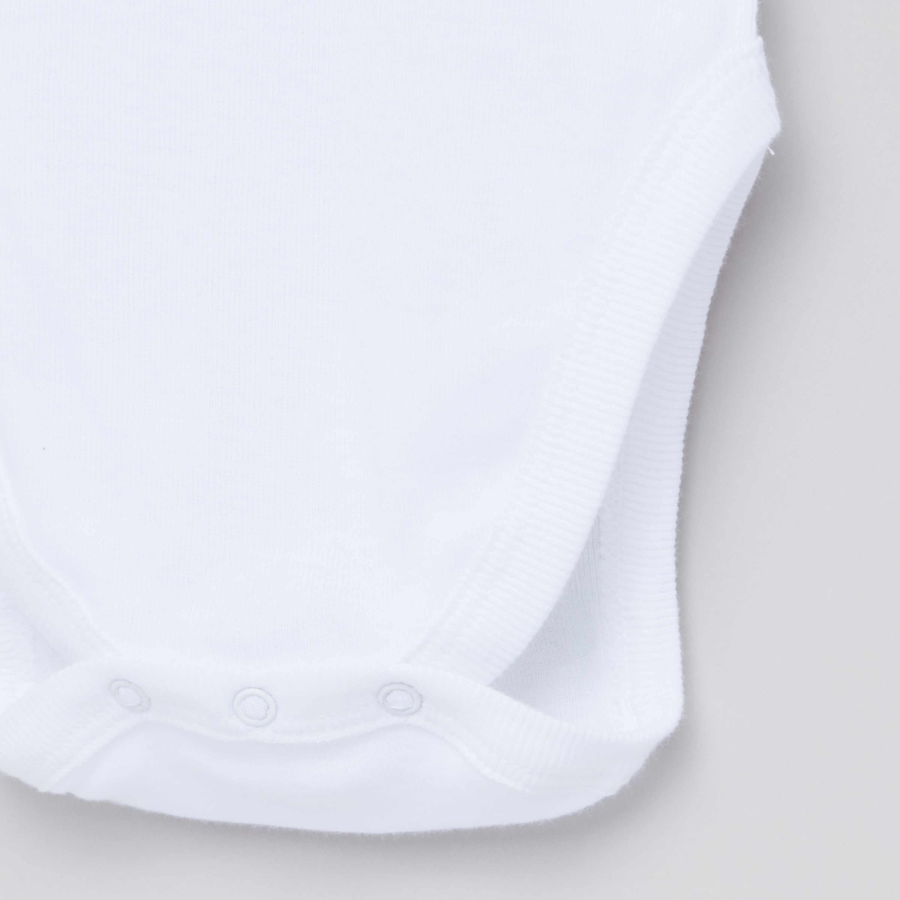 بودي سوت بأكمام قصيرة من جونيورز- طقم من 3 قطع-baby-boys-clothing-multipacks-image-3