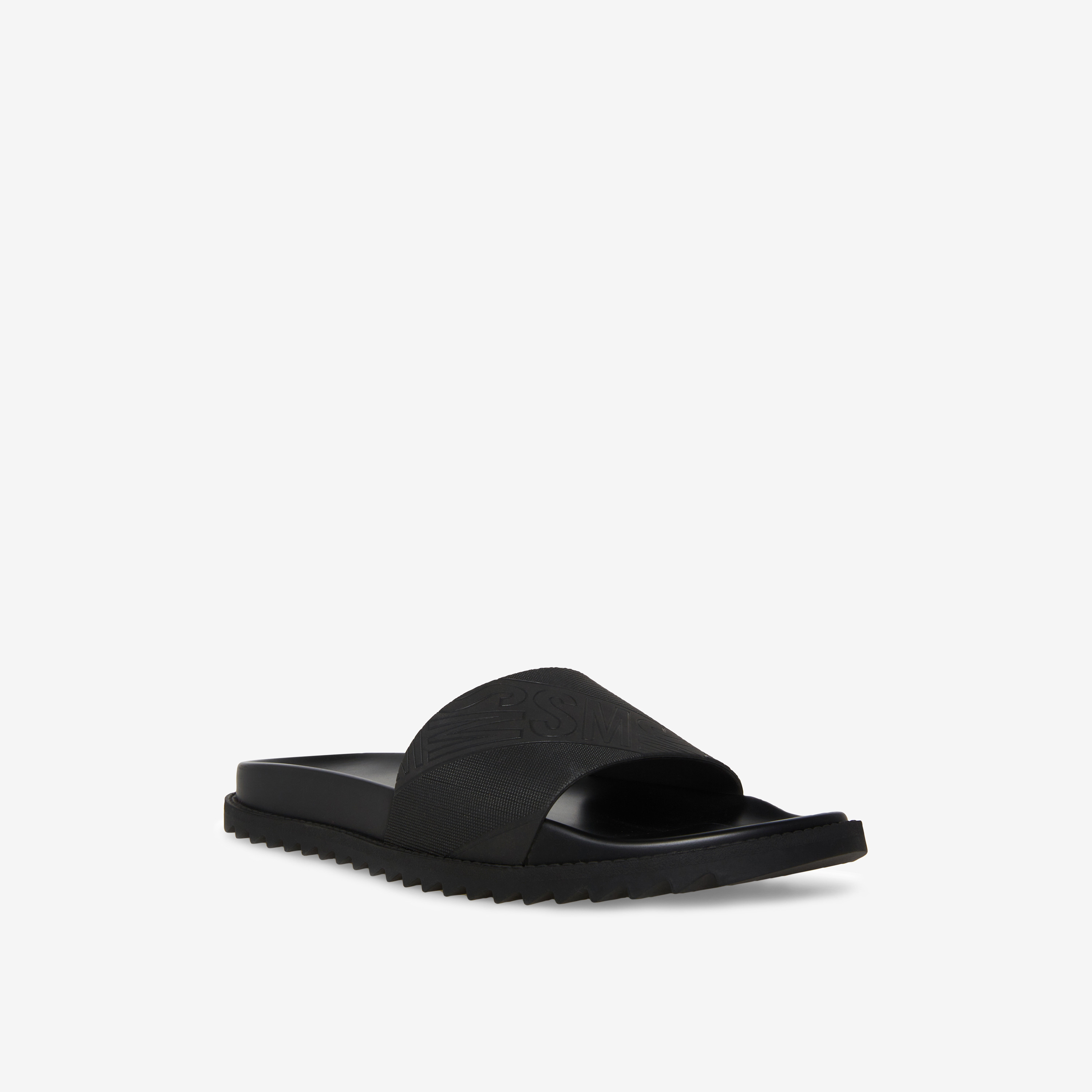 Shop Steve Madden Men s Textured Slip On Sandals Online Splash UAE