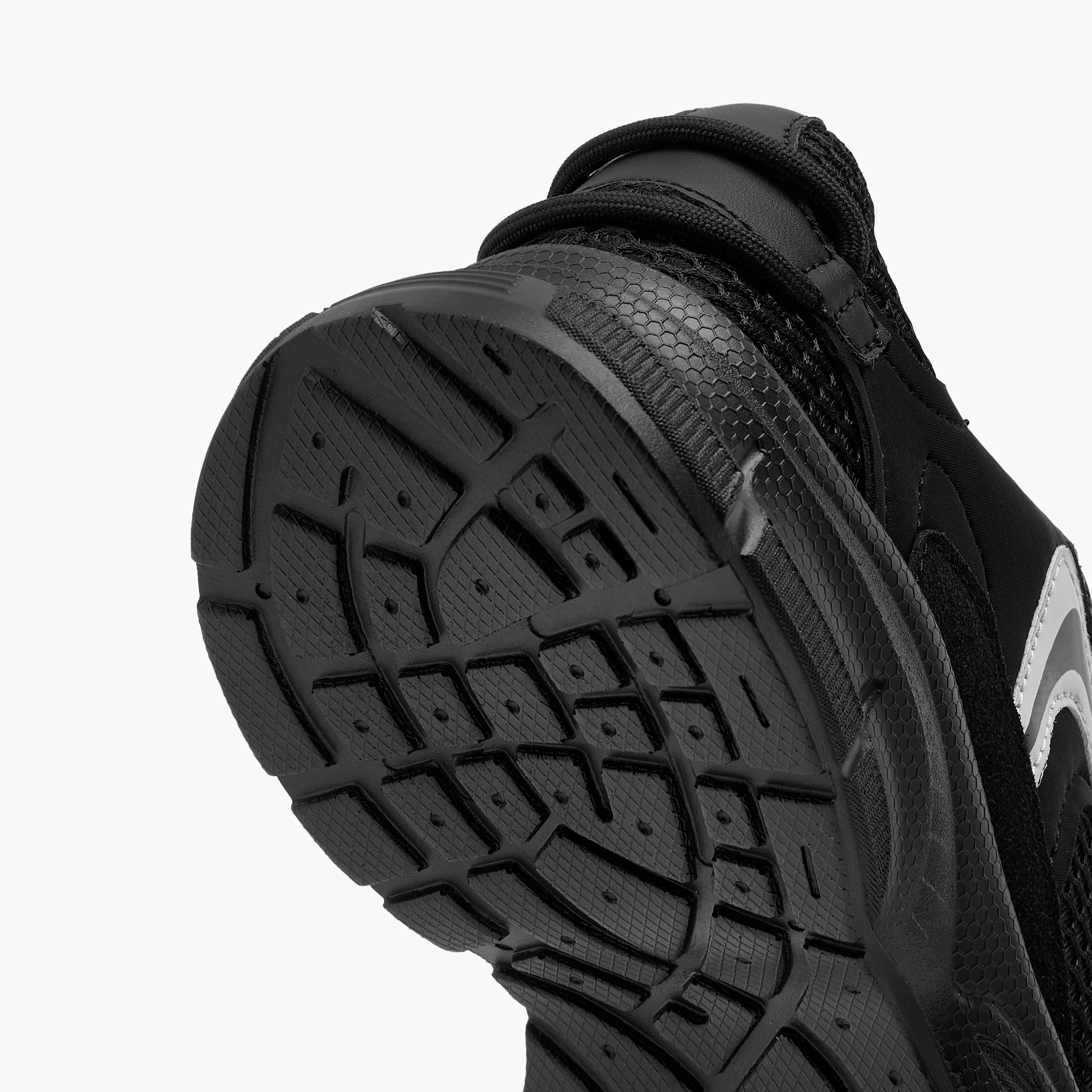 حذاء سنيكرز وألواح ورباط إغلاق من فلورا بيلا-women-shoes-sneakers-image-10