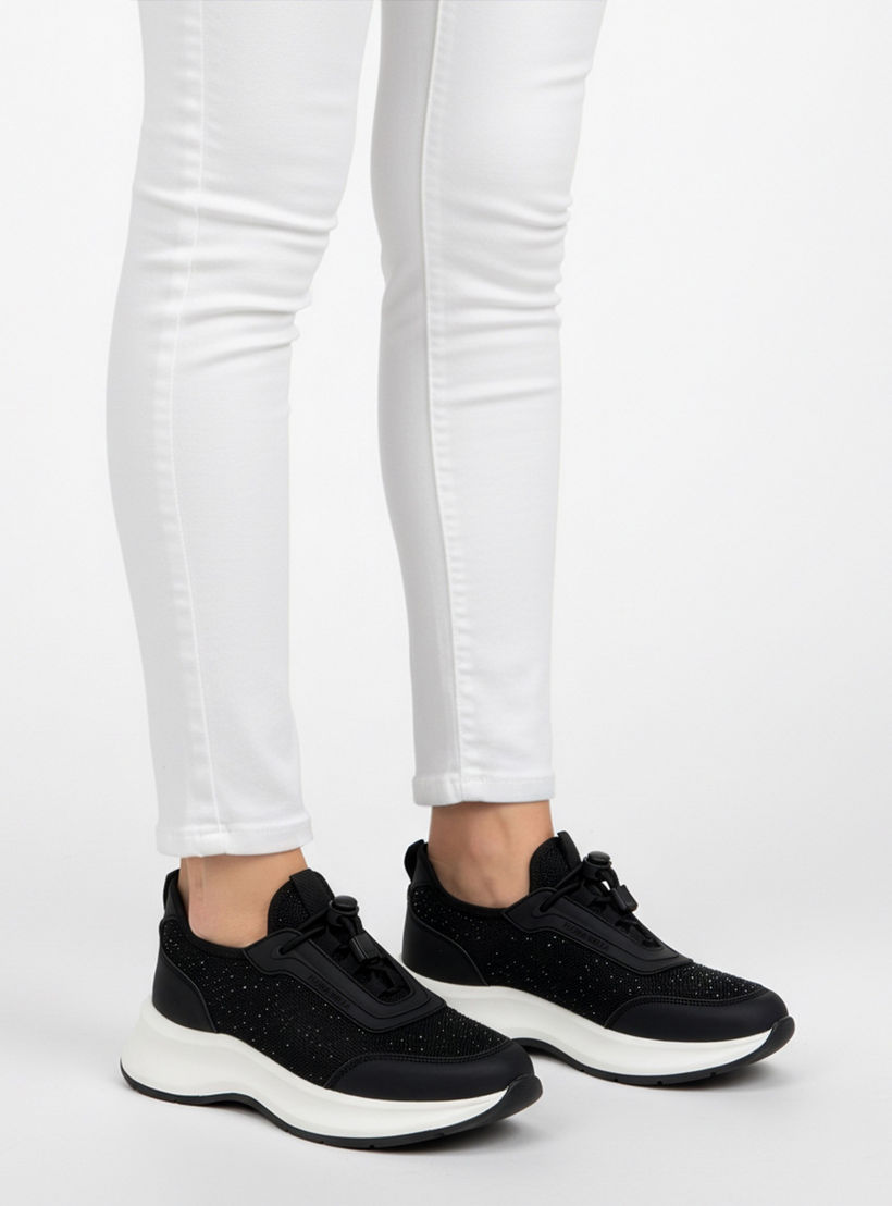 حذاء سنيكرز بتزيينات للنساء من فلورا بيلا-women-shoes-sneakers-image-2
