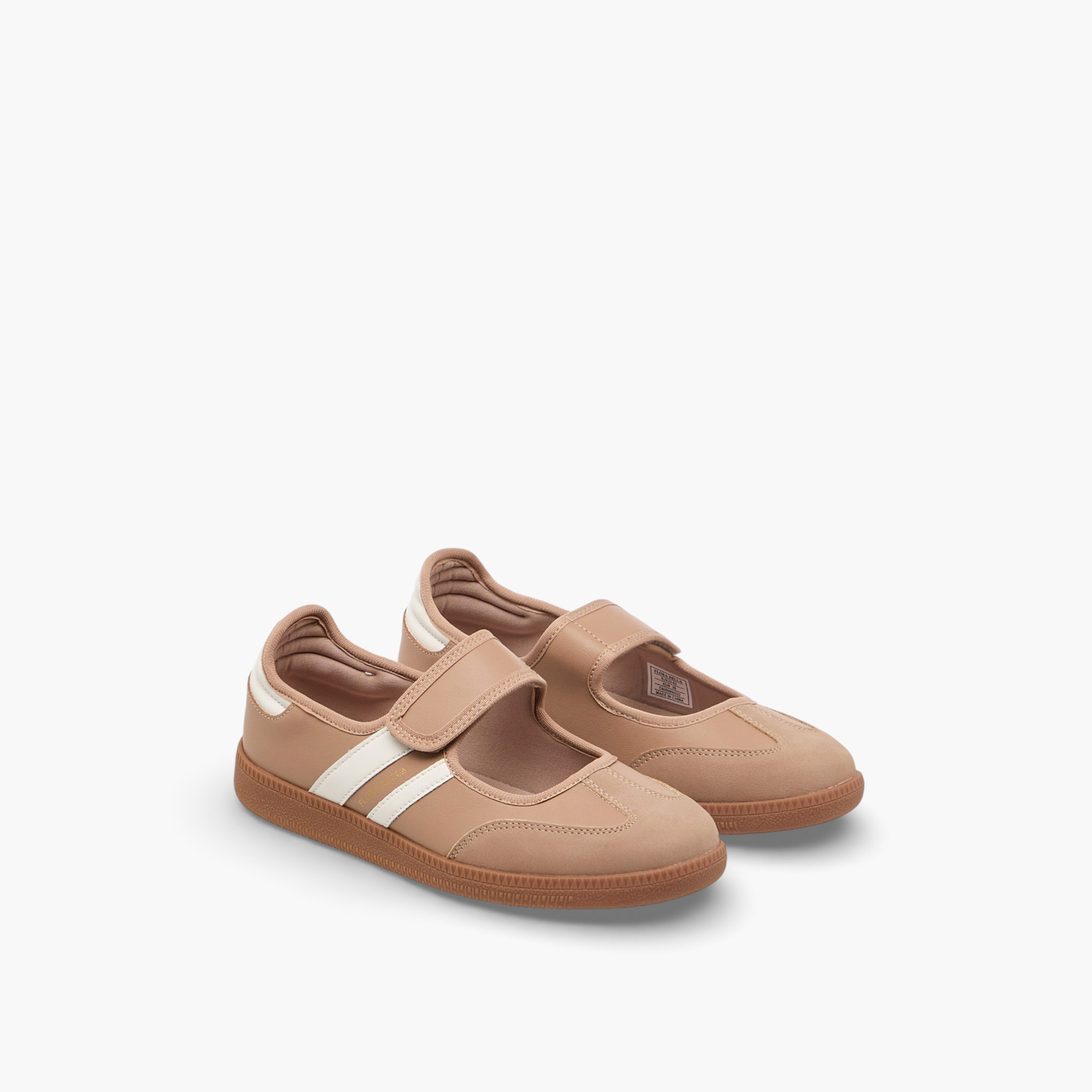 حذاء سنيكرز ماري جين بشريط إغلاق لاصق للنساء من فلورا بيلا-women-shoes-sneakers-image-6