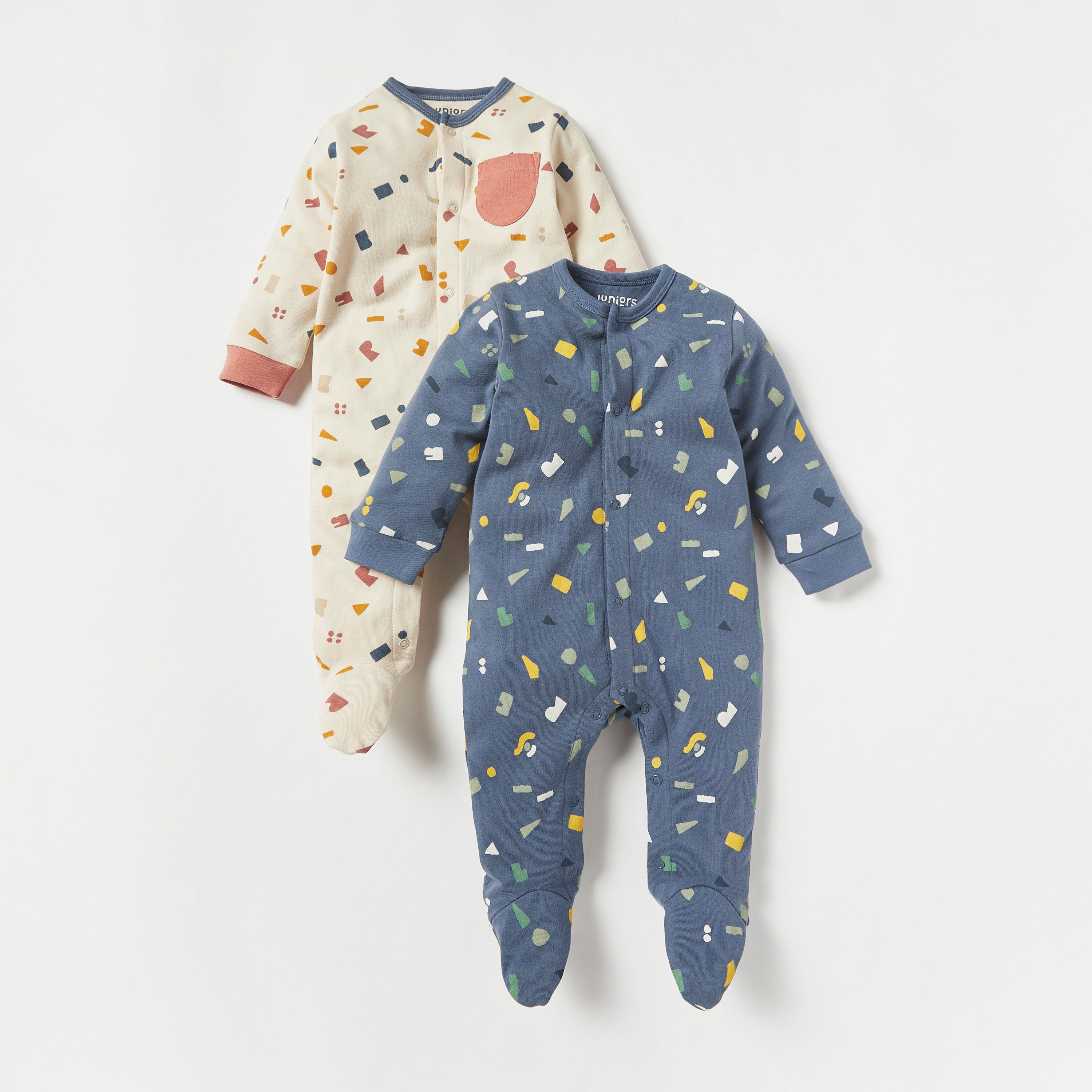 بدلات نوم مغلقة القدمين بطبعات من جونيورز - طقم من قطعتين-baby-boys-clothing-nightwear-sleepsuits-image-1