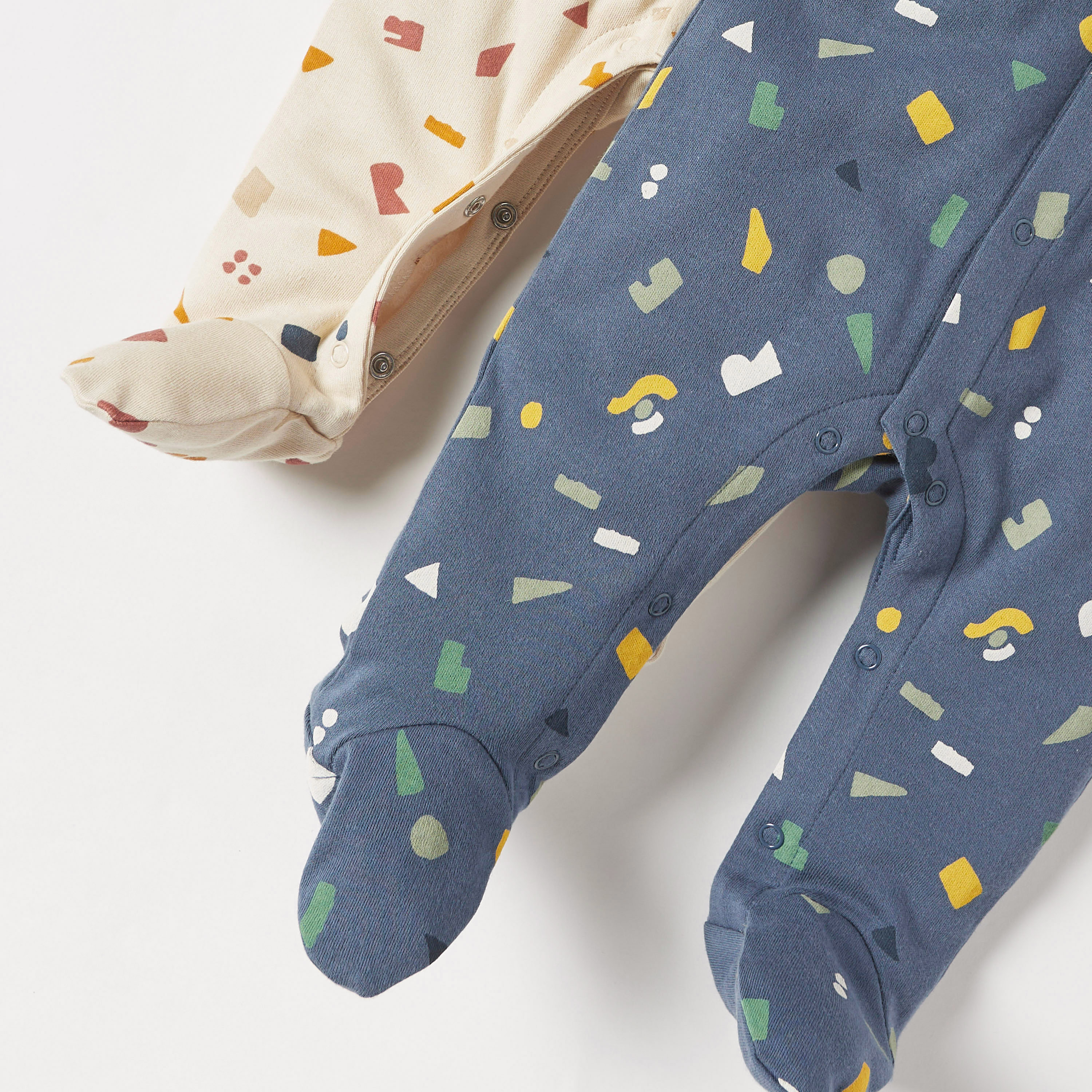 بدلات نوم مغلقة القدمين بطبعات من جونيورز - طقم من قطعتين-baby-boys-clothing-nightwear-sleepsuits-image-5