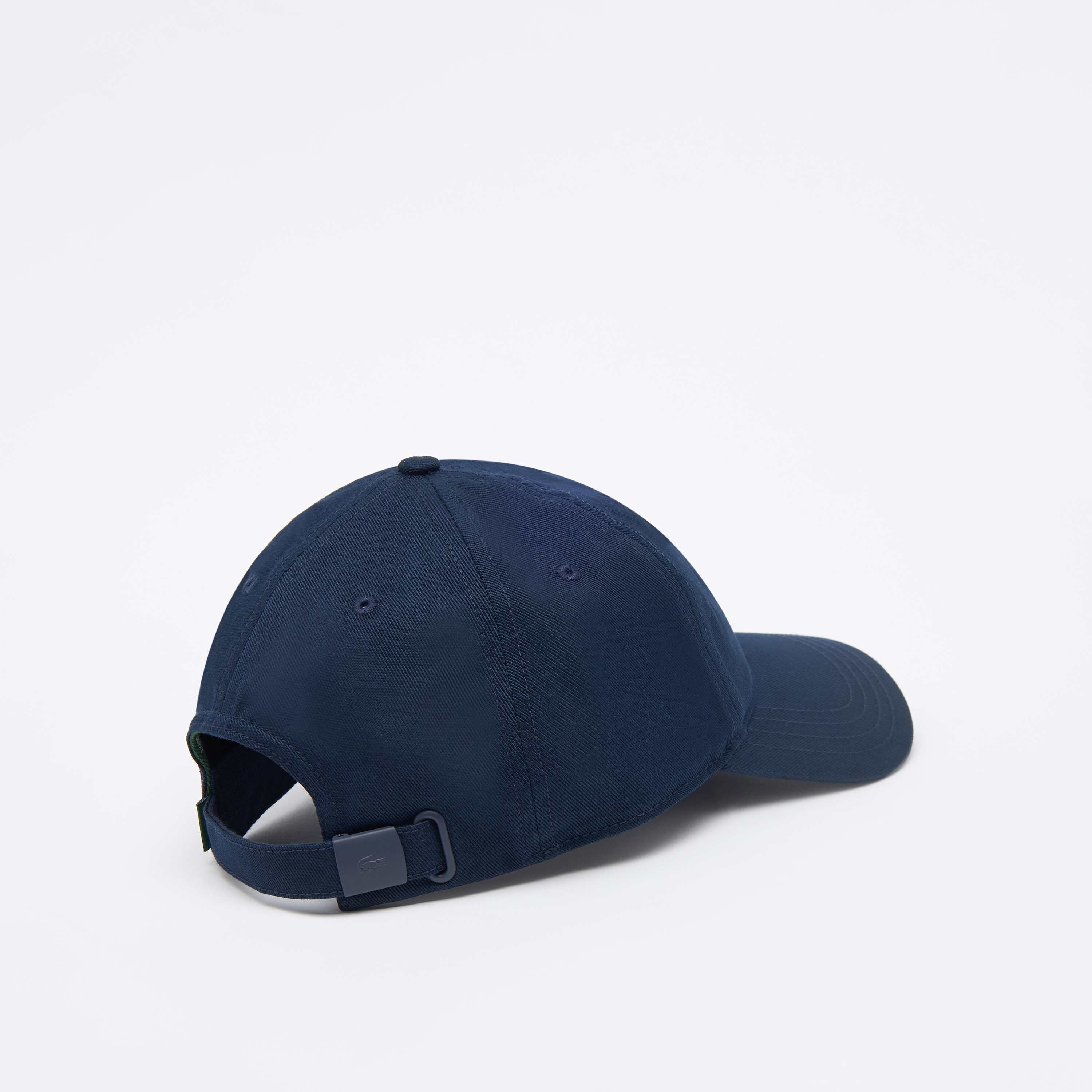 كاب بِتطريز شعار وحزام إغلاق بإبزيم من لاكوست-men-caps-image-2
