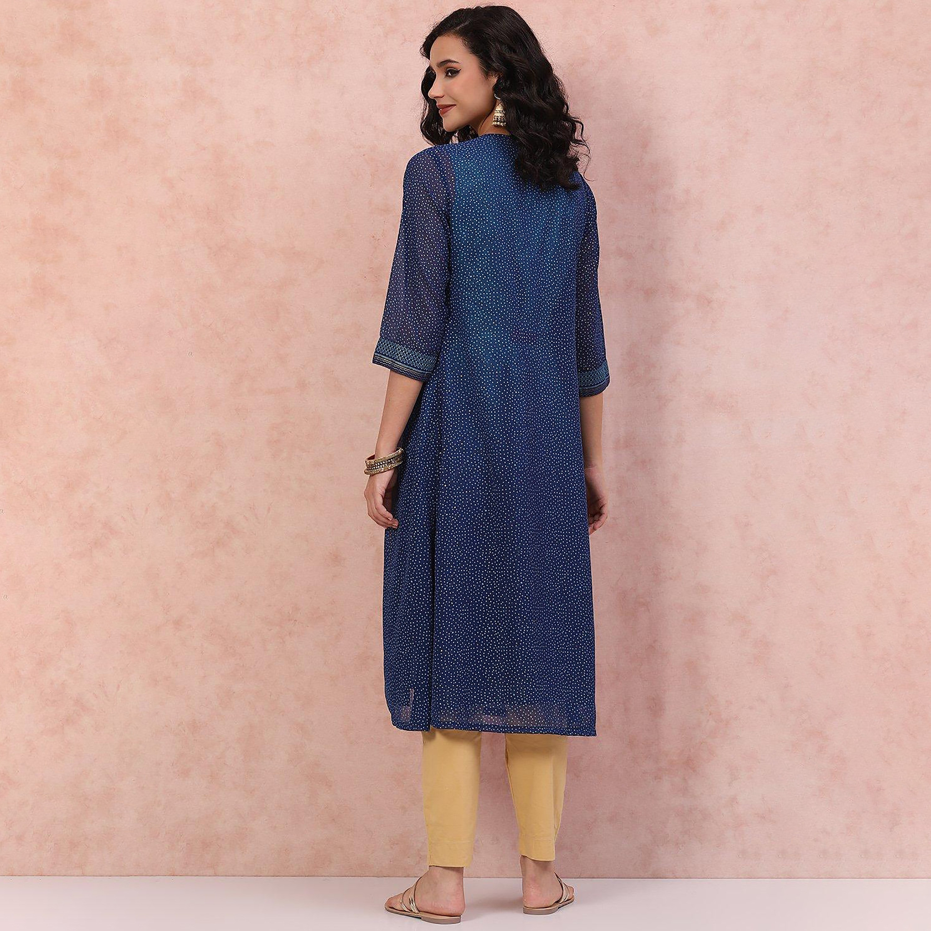 كورتا رانغريتي ذو أومبير برقبة دائرية مع مطبوعة ومستقيمة-women-clothing-ethnicwear-dresses-image-4