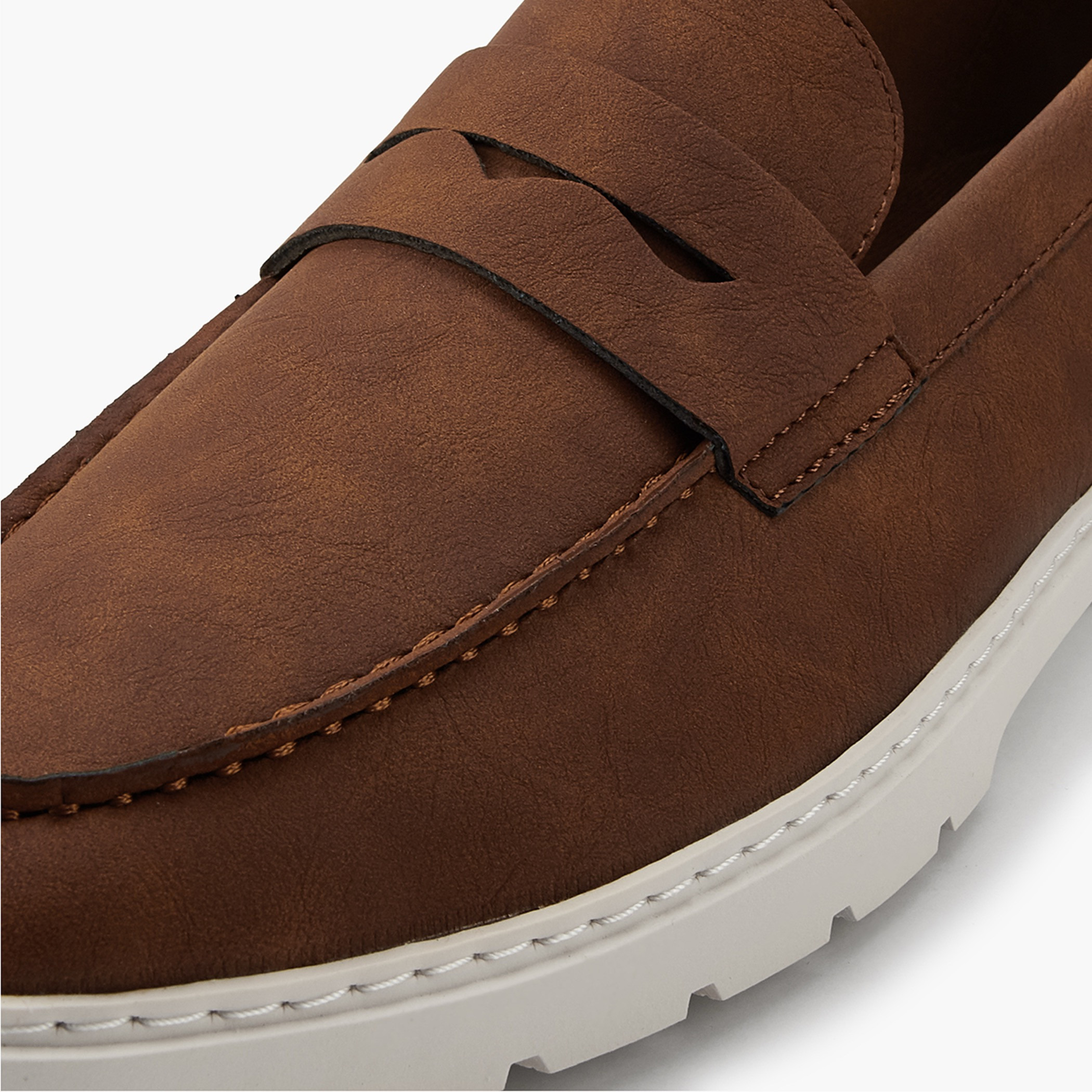 حذاء سهل الارتداء للرجال من أل بي أل من شو إكسبريس-men-shoes-loafersandmoccasins-image-4