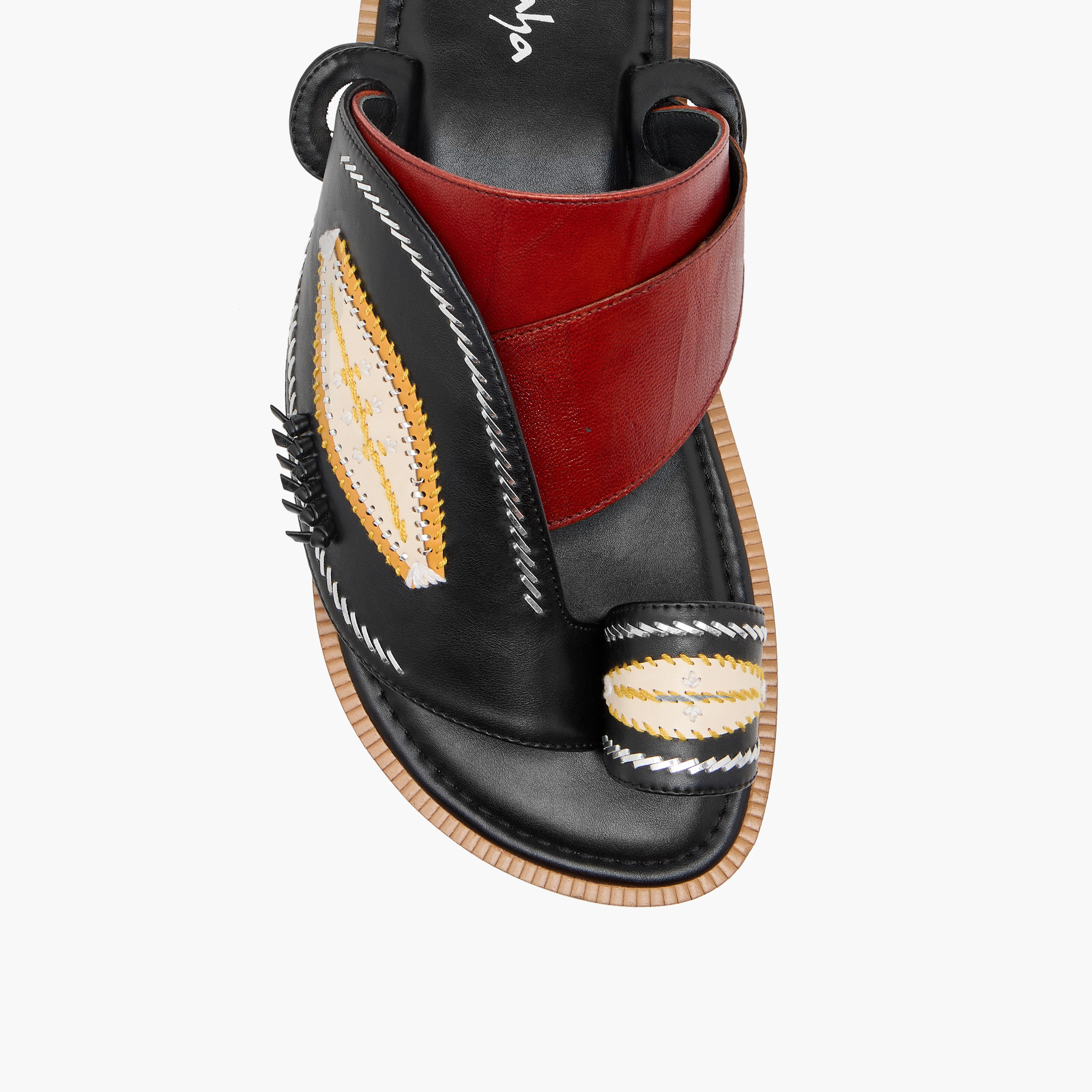 صندل عربي مطرّز سهل الارتداء بحلقة إصبع من الواحة-men-shoes-sandals-image-3