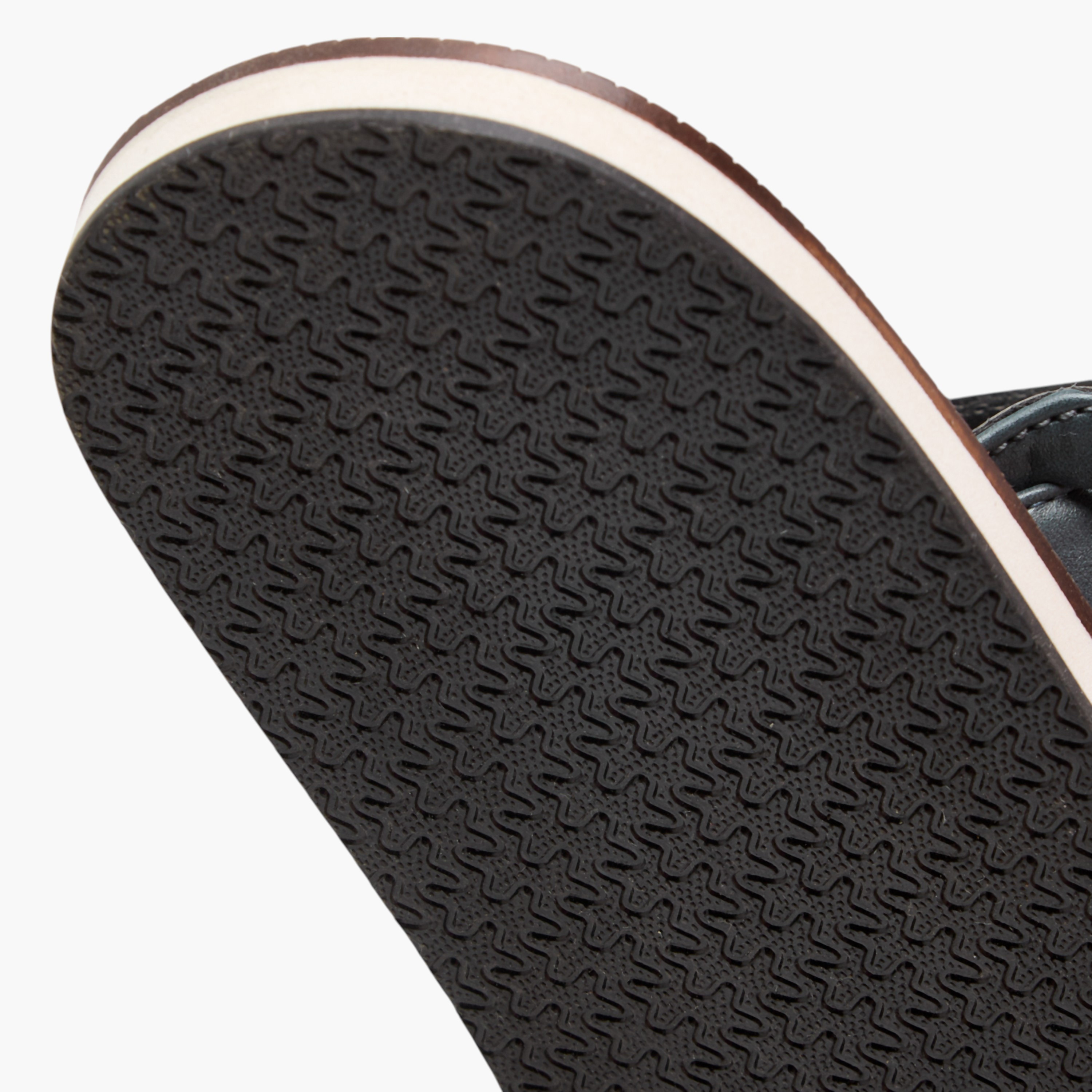 صندل عربي مطرز سهل الارتداء بحلقة إصبع من الواحة-men-shoes-sandals-image-6