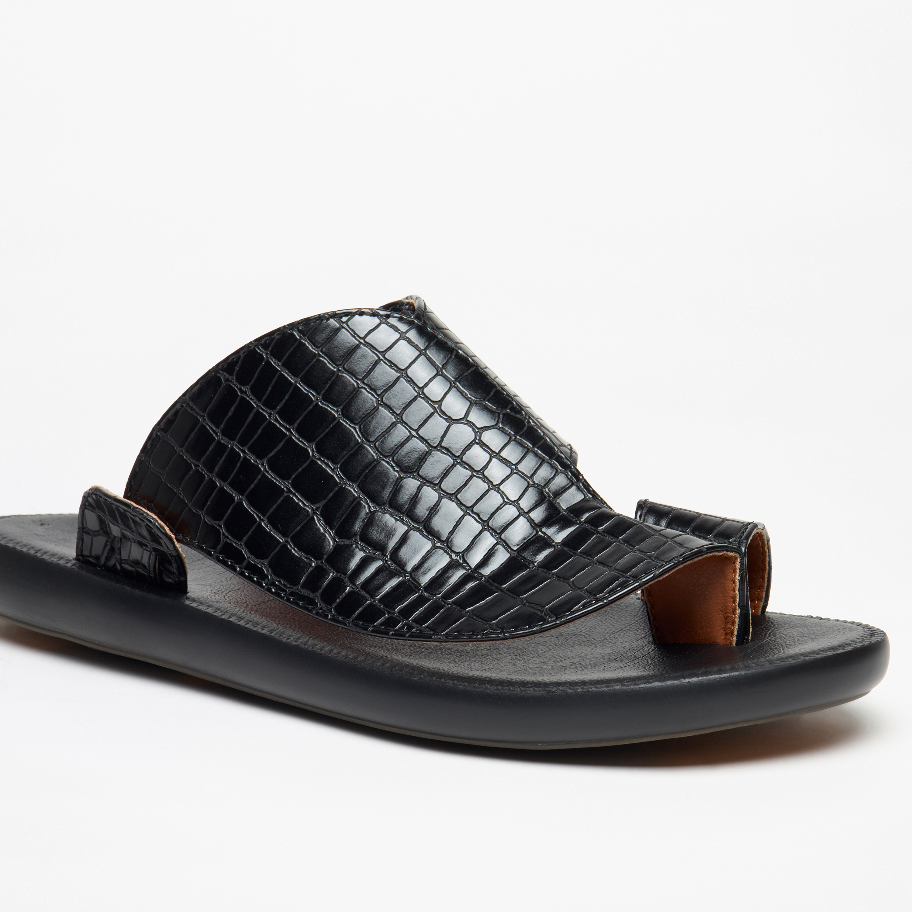 LBL by Shoexpress Men's Textured Slip-On Arabic Sandals-cpmen-footwear-sandals-image-5