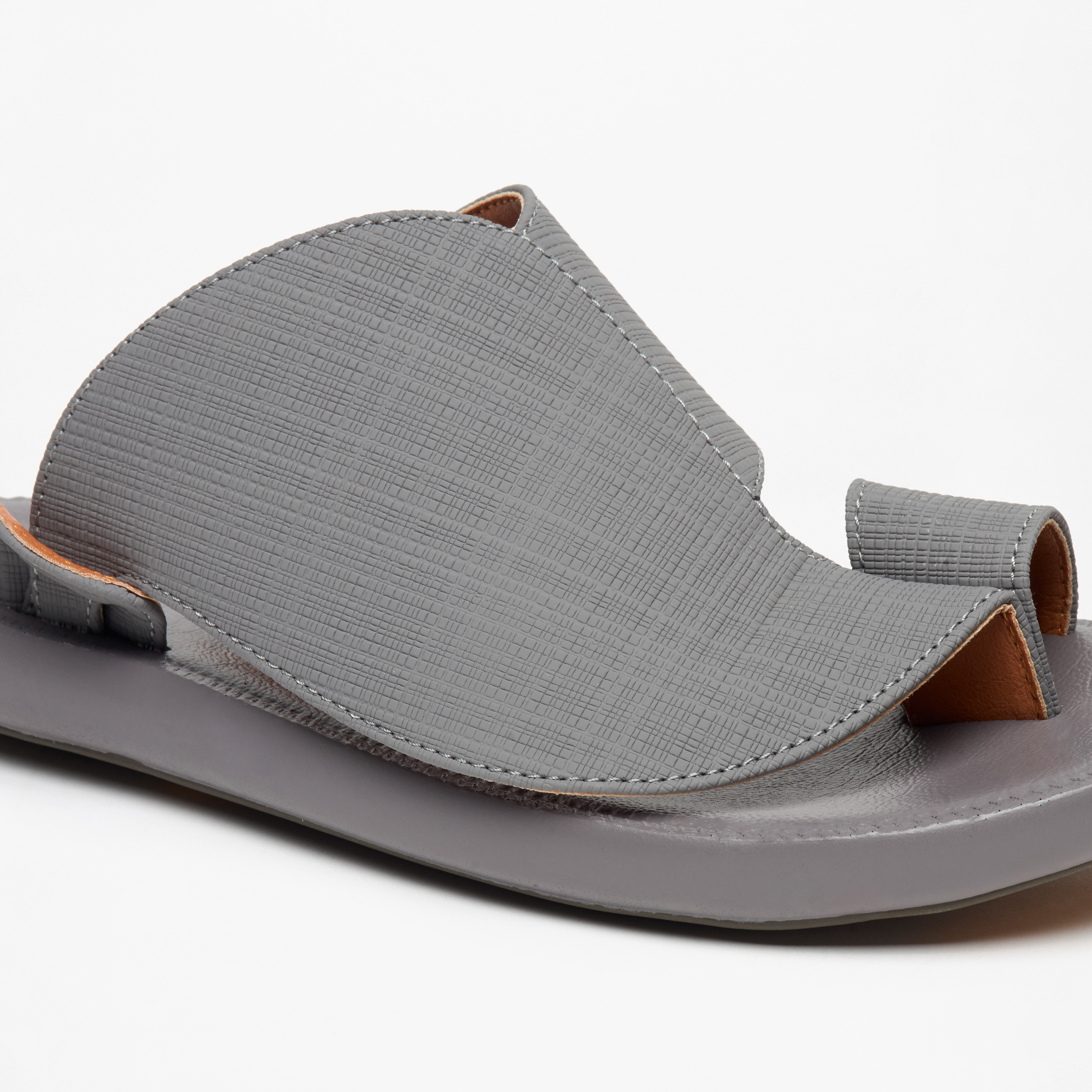 LBL by Shoexpress Men's Textured Slip-On Arabic Sandals-cpmen-footwear-sandals-image-5