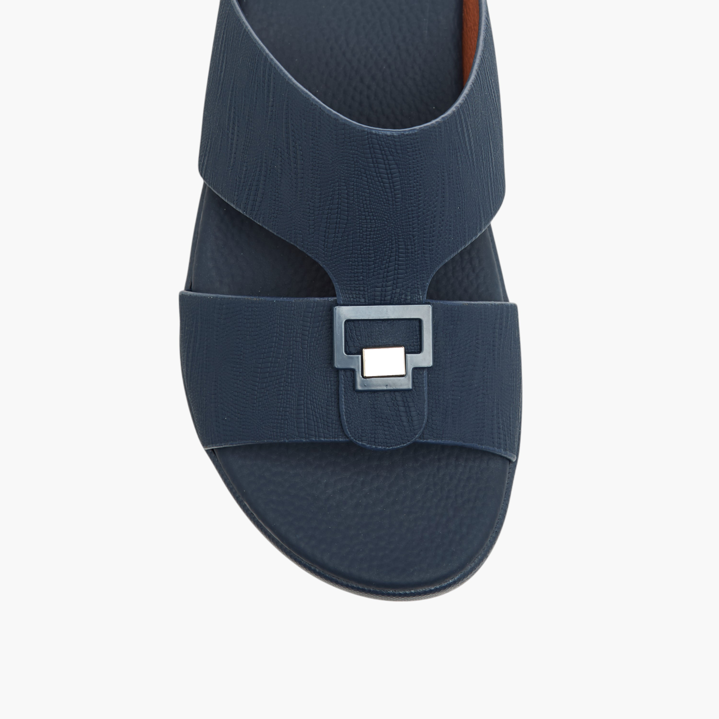 صندل عربي سهل الارتداء بزينة معدنية إل بي إل من شو إكسبريس-boys-shoes-sandals-image-3