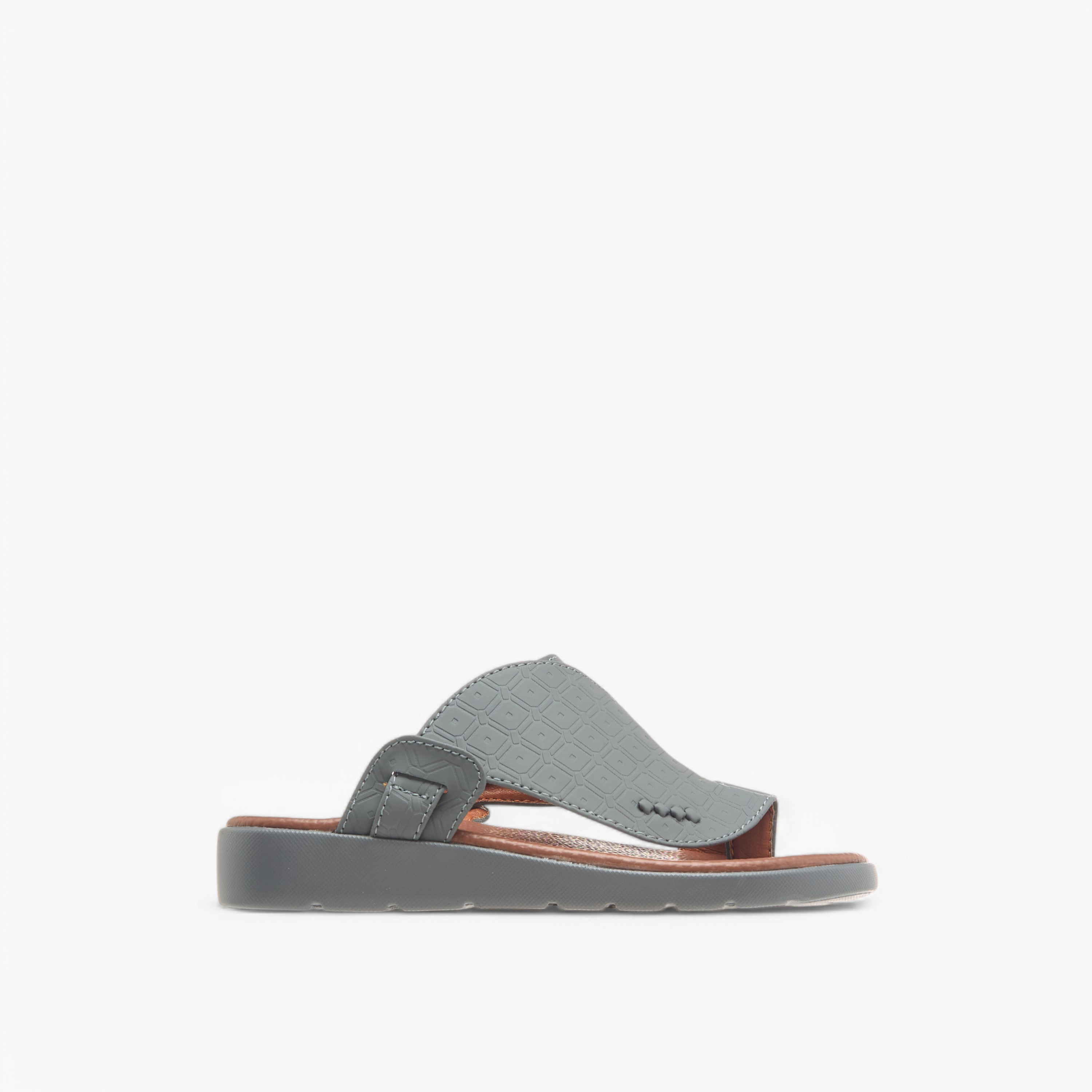 LBL by Shoexpress Textured Slip-On Arabic Sandals with Toe Loop Detail-boys-shoes-sandals-image-2