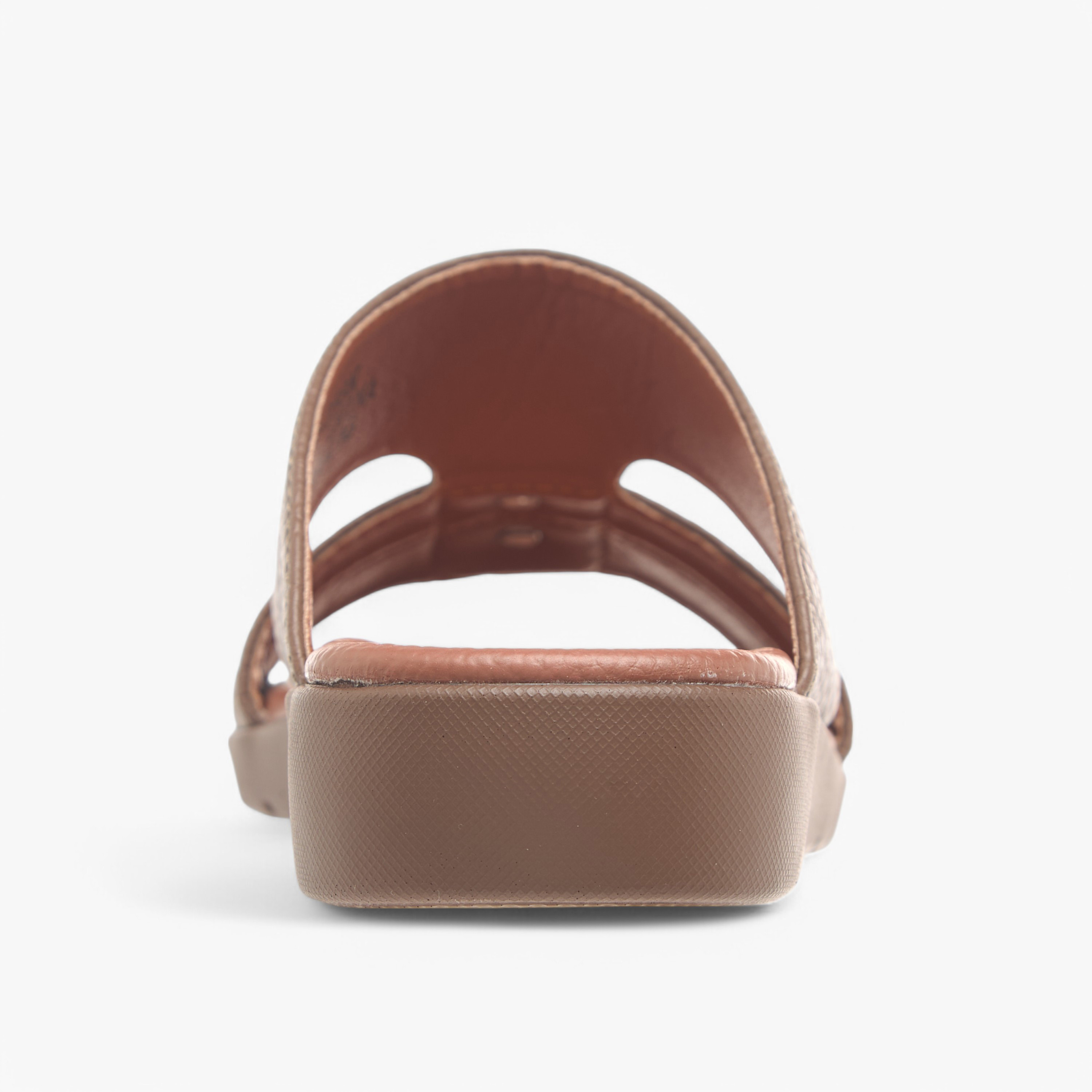 صندل عربي سهل الارتداء بزينة معدنية من أل بي أل من شو إكسبريس-boys-shoes-sandals-image-4