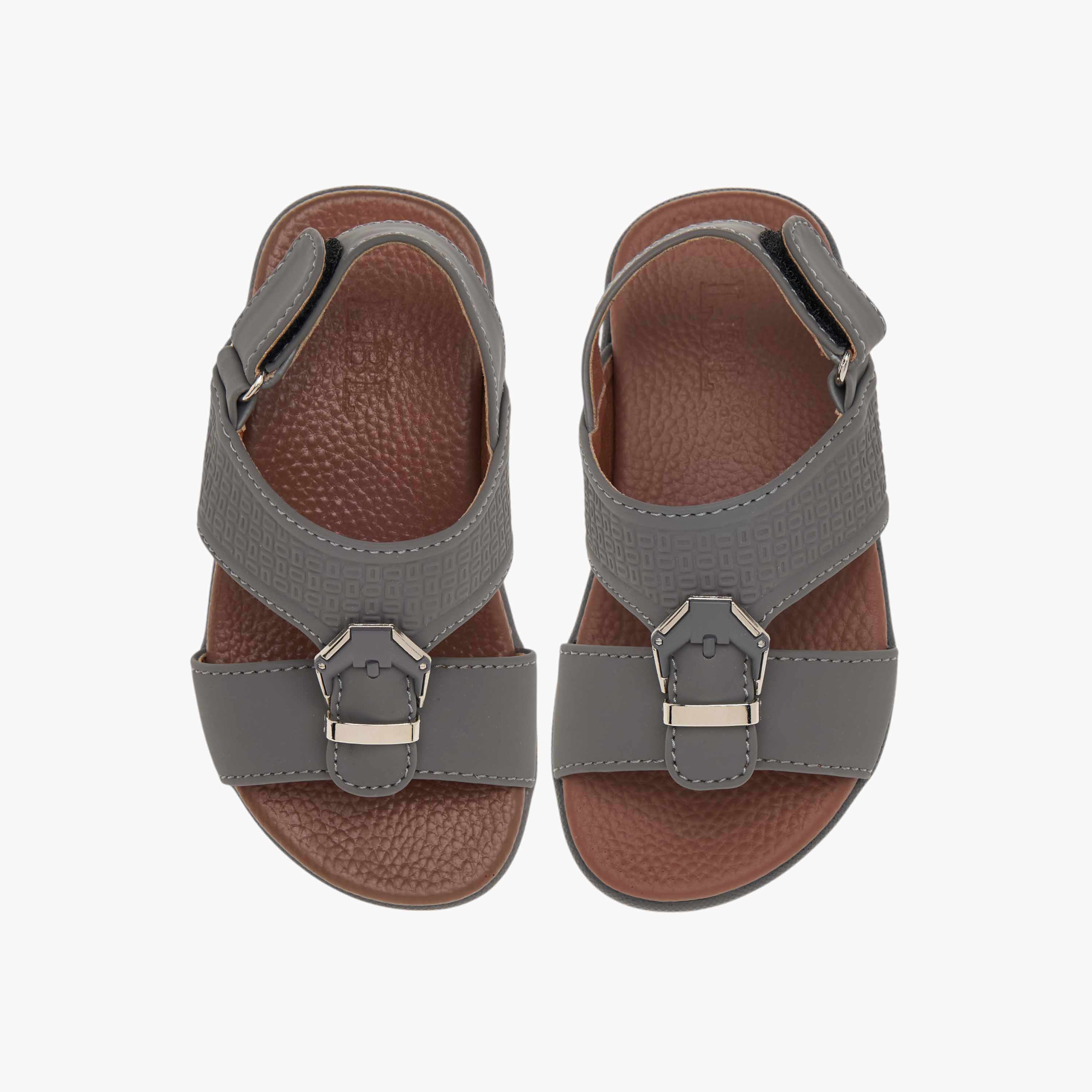 صندل عربي بارز الملمس بشريط إغلاق لاصق إل بي إل من شو إكسبريس-boys-shoes-sandals-image-1