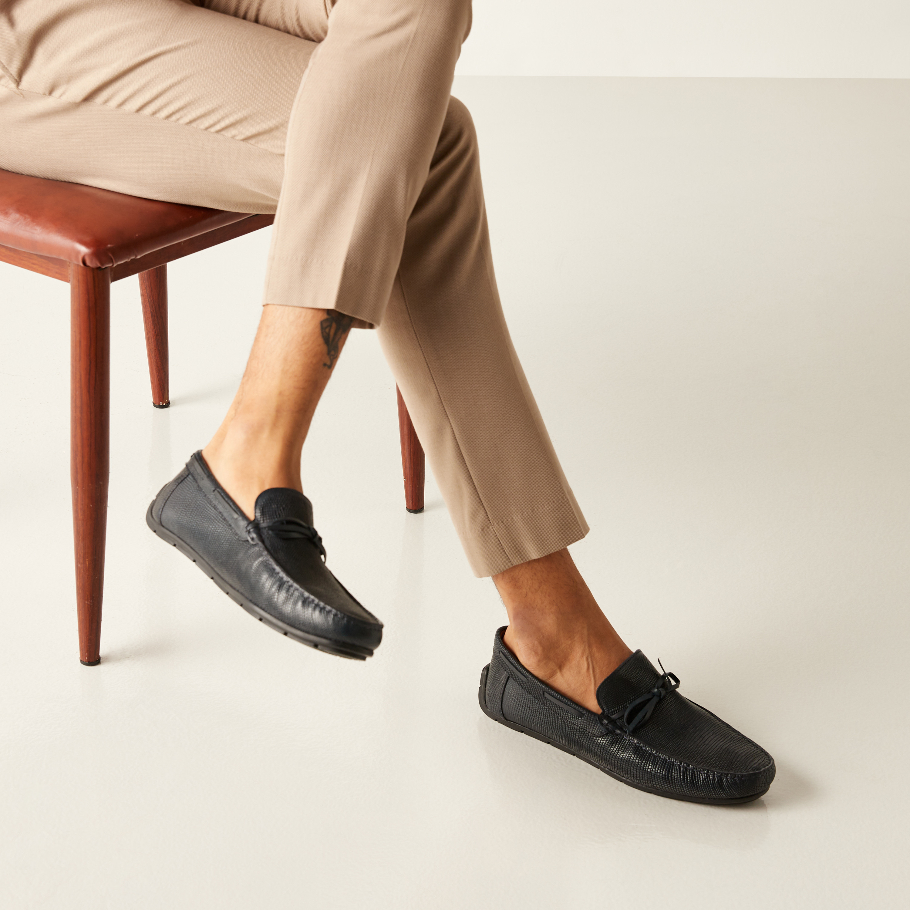 حذاء سهل الارتداء للرجال من دوتشيني-men-shoes-loafersandmoccasins-image-1