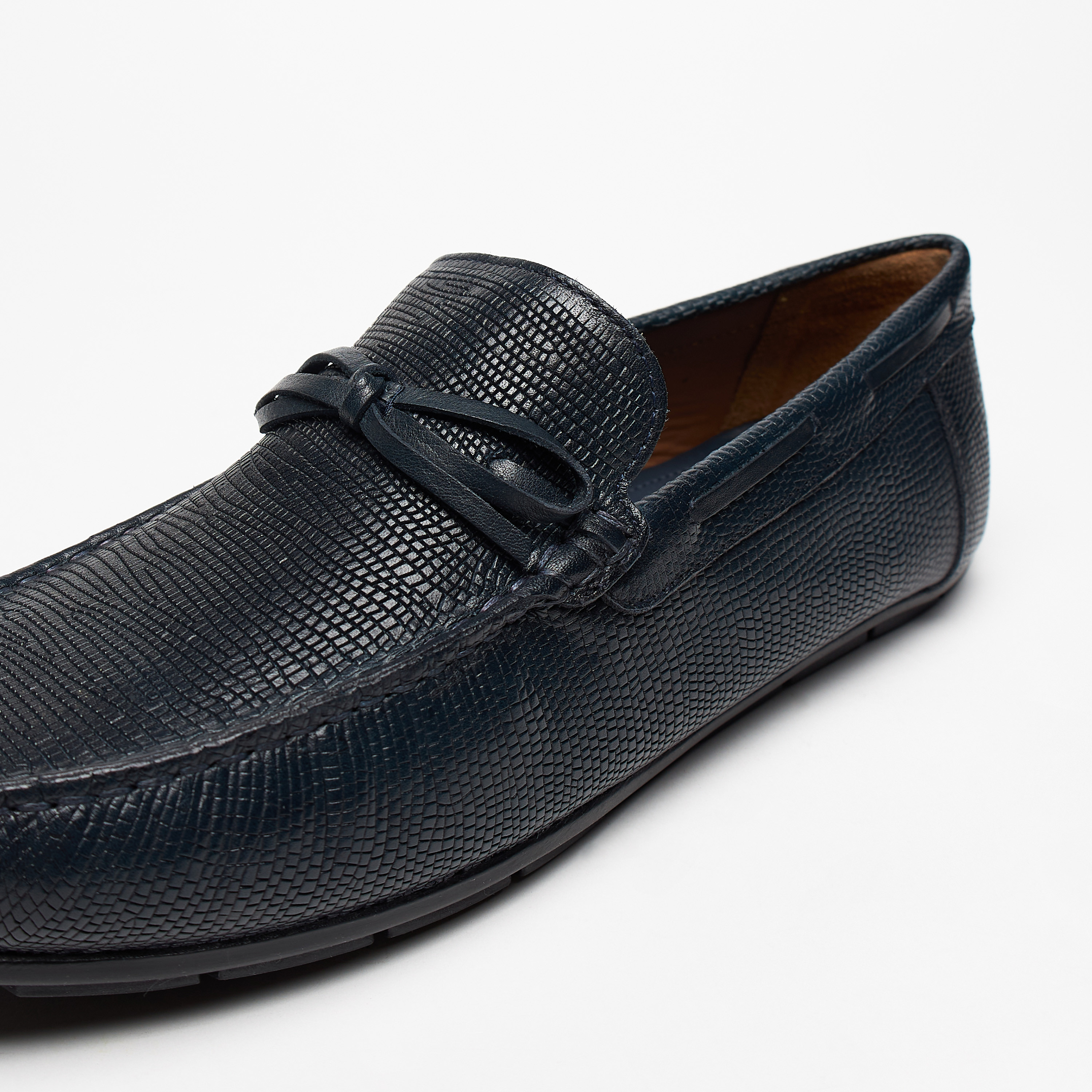 حذاء سهل الارتداء للرجال من دوتشيني-men-shoes-loafersandmoccasins-image-6