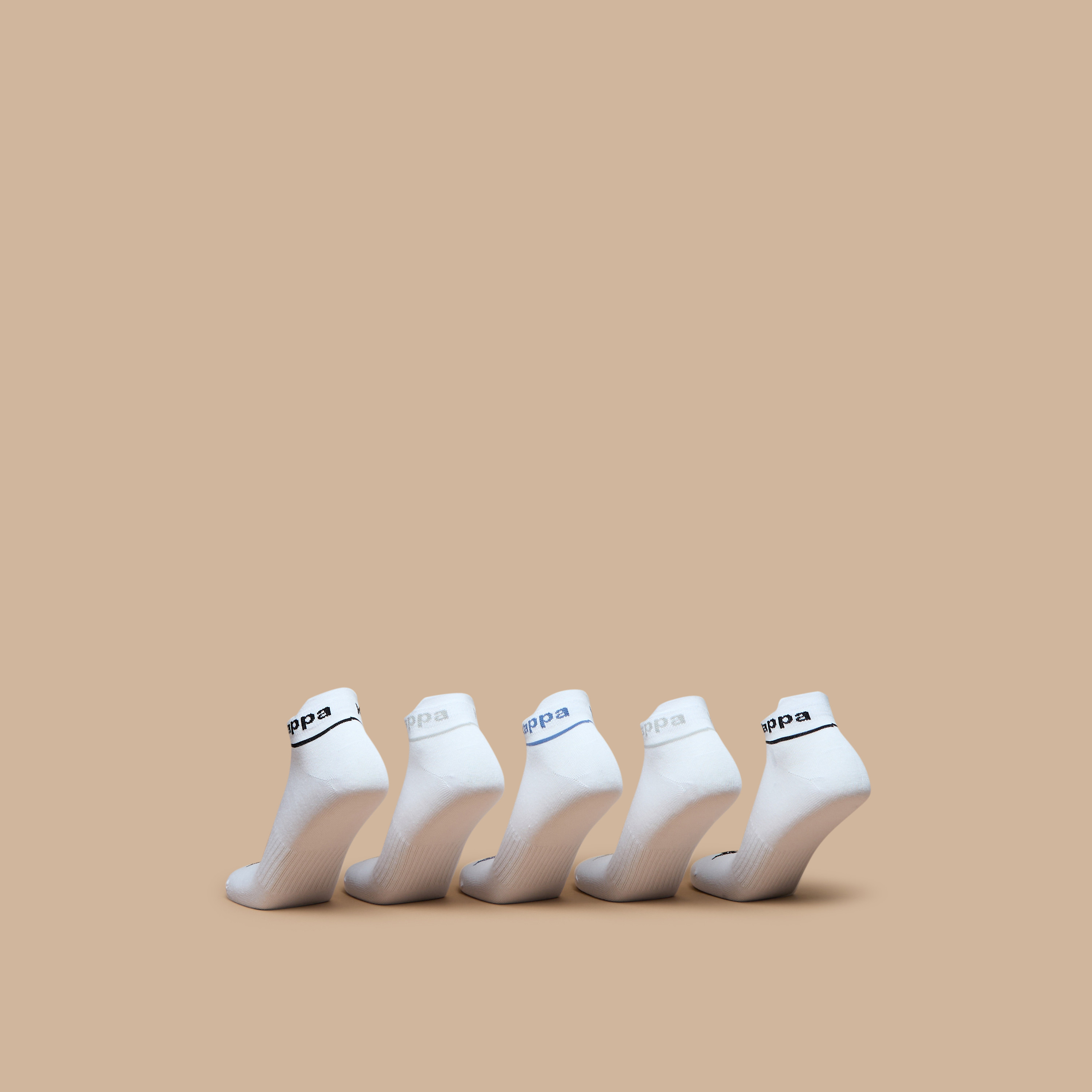 طقم جوارب رياضيّة 5 أزواج بطول الكاحل بطبعات من كابا-men-socks-image-3