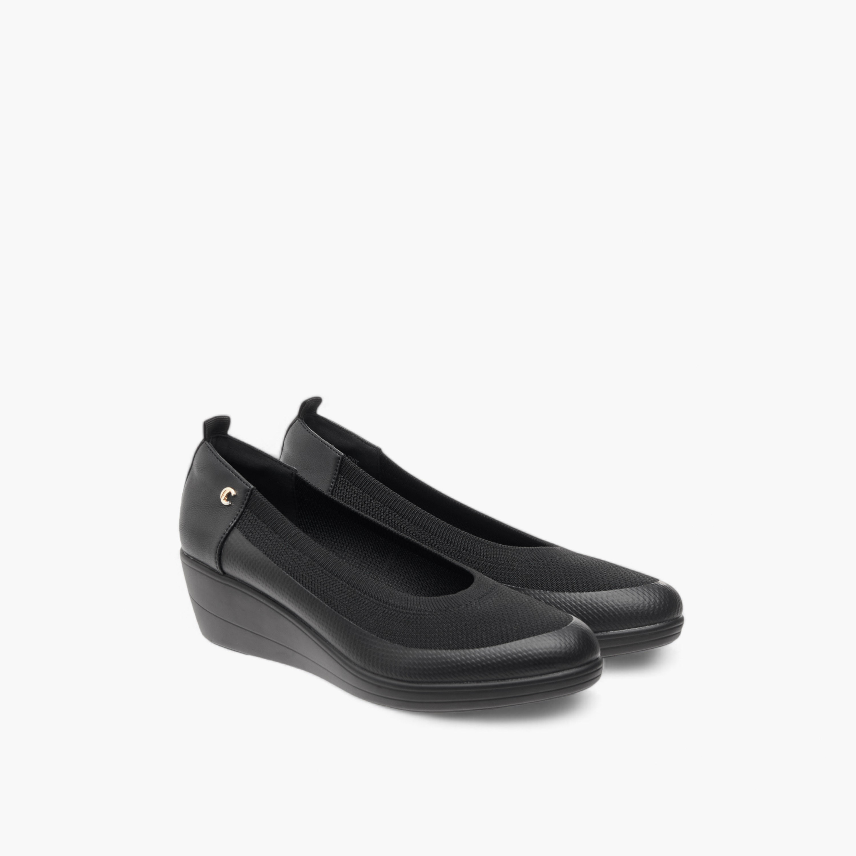 حذاء بارز الملمس بكعب ويدج من لو كونفورت-women-shoes-heels-image-1