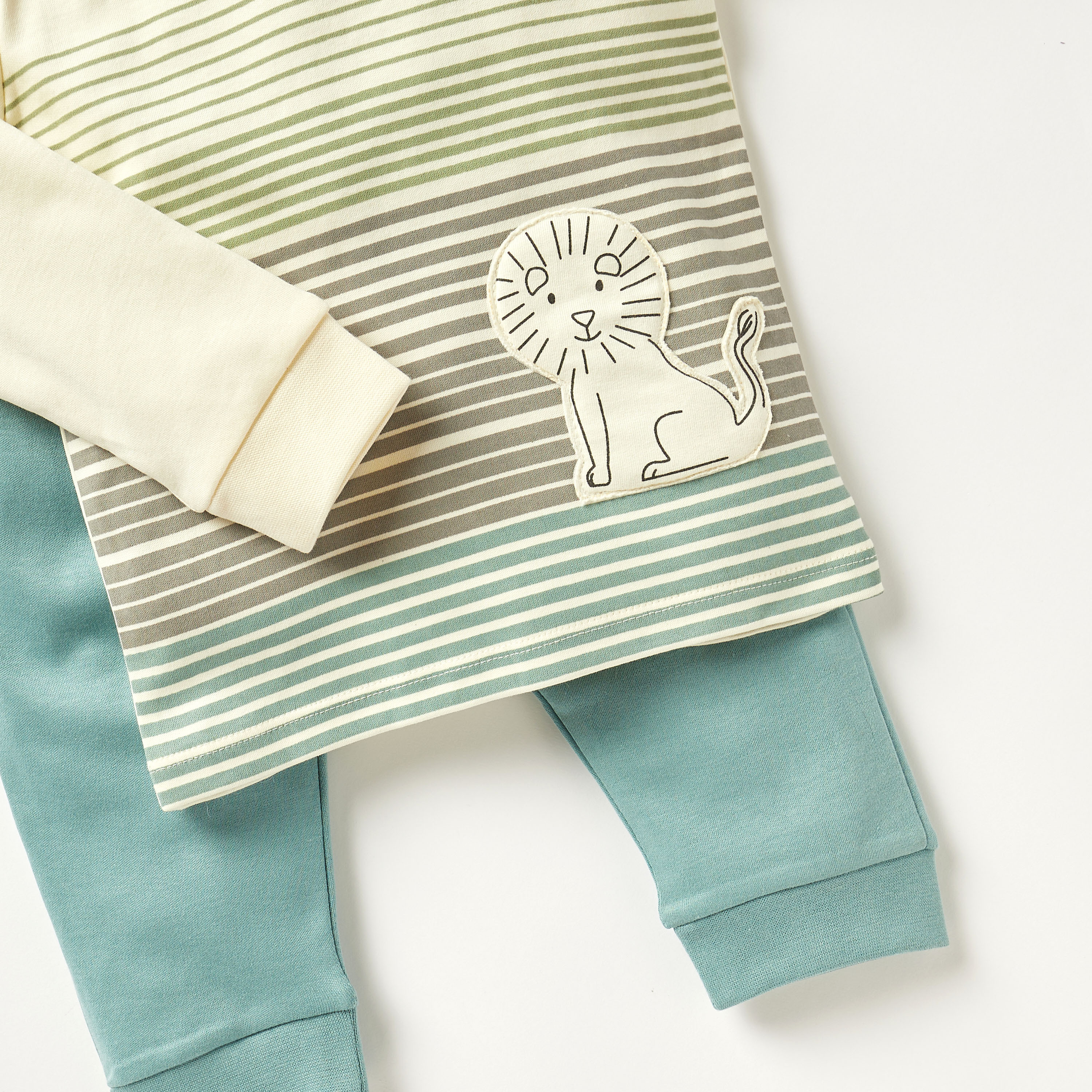 طقم تيشيرت بأكمام طويلة وزخارف ديناصور وبنطلون بيجاما بخصر مطاطي من جونيورز-baby-boys-clothing-nightwear-pyjamasets-image-5