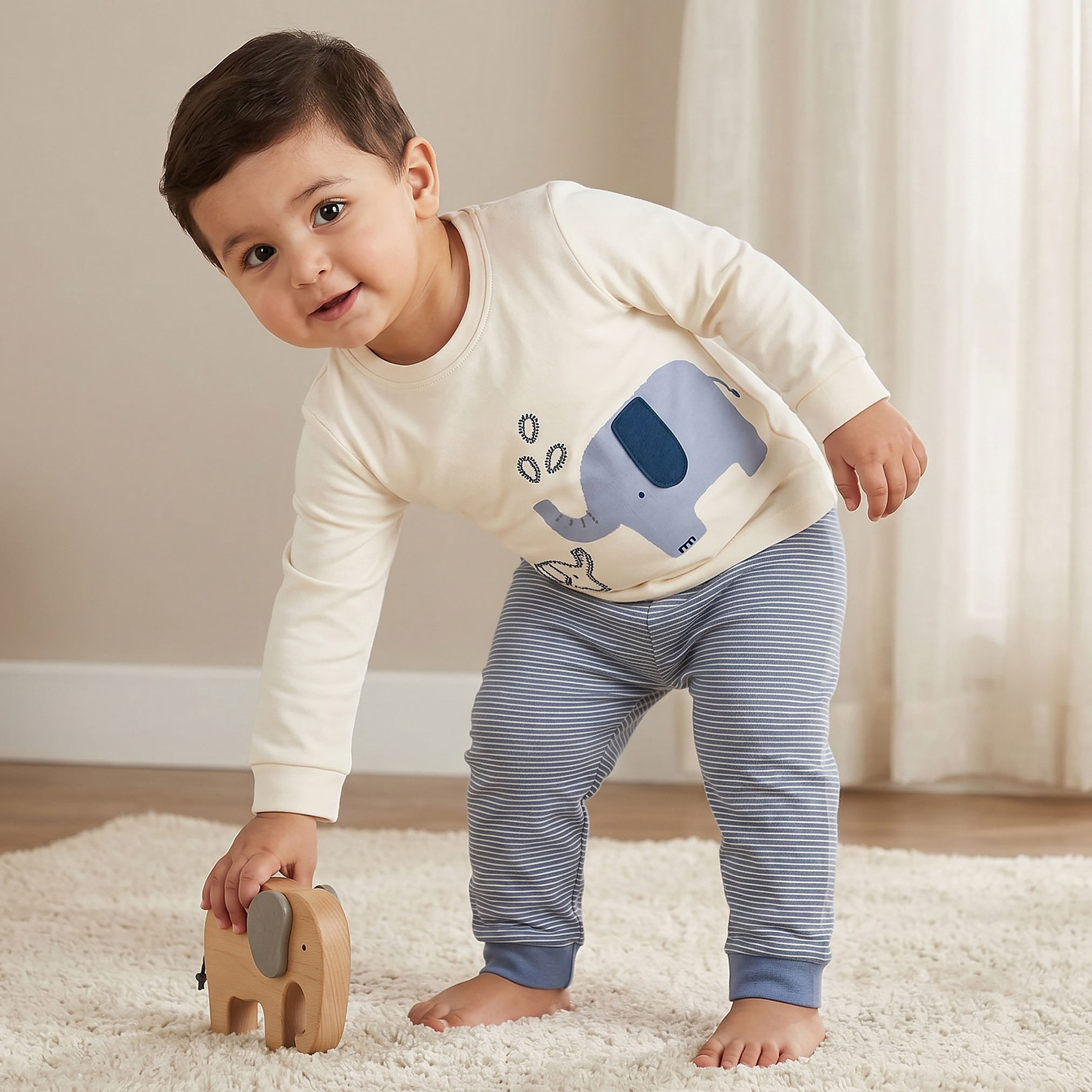 طقم بيجاما قطن بأكمام طويلة وياقة مستديرة وطبعات فيل من جونيورز-baby-boys-clothing-nightwear-pyjamasets-image-1