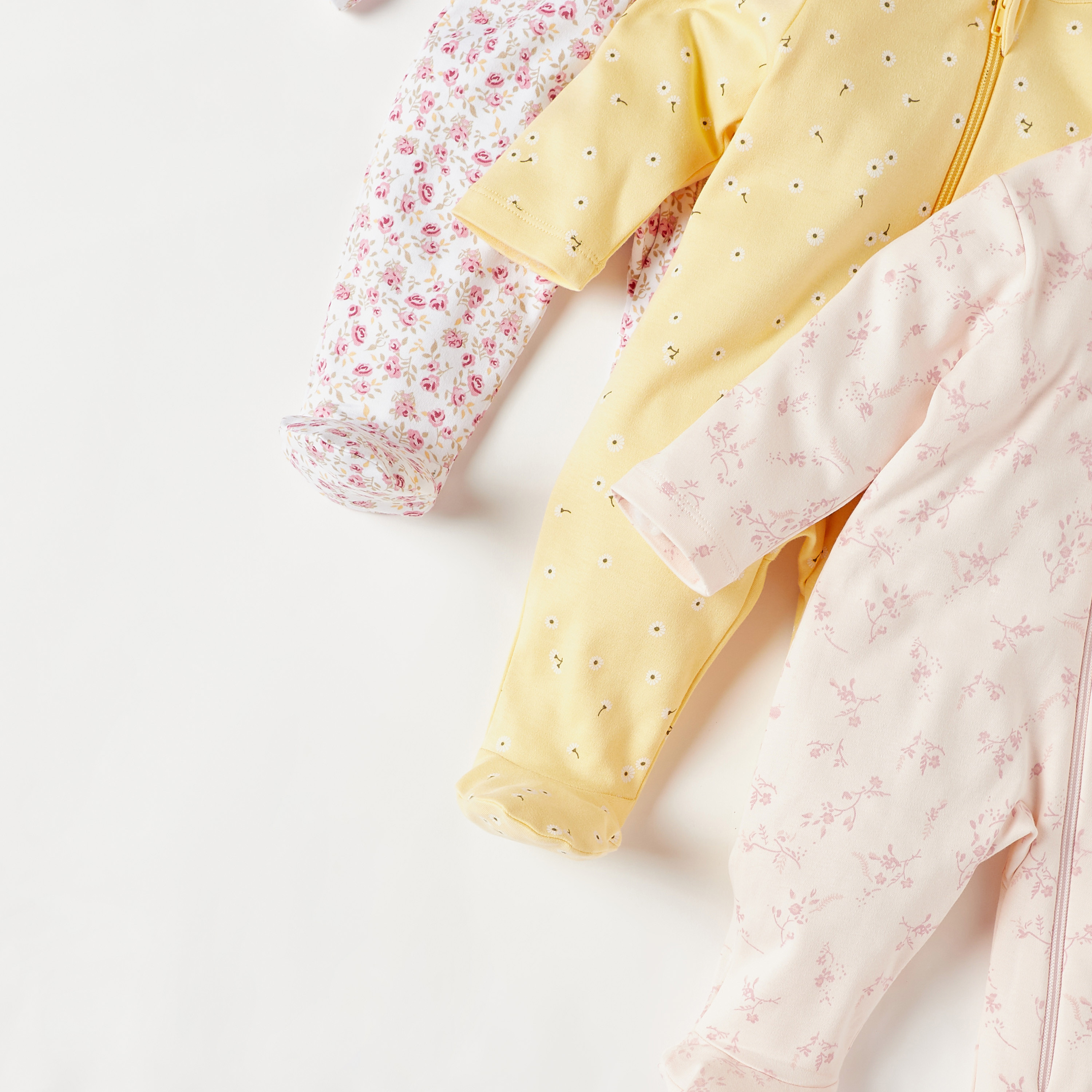 بدلة نوم بسحاب إغلاق وطبعات من جونيورز - طقم من 3 قطع-baby-girls-clothing-nightwear-sleepsuits-image-6