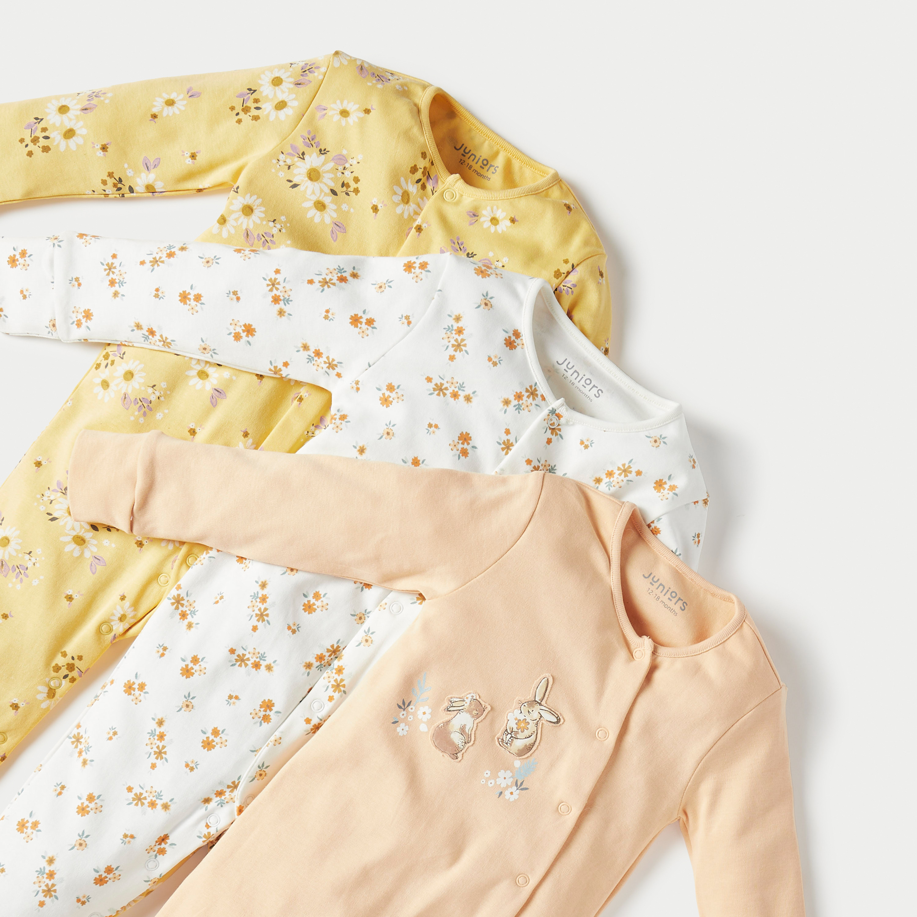 بدلات نوم بأقدام مغلقة وطبعات من جونيورز - طقم 3 قطع-baby-girls-clothing-nightwear-sleepsuits-image-5