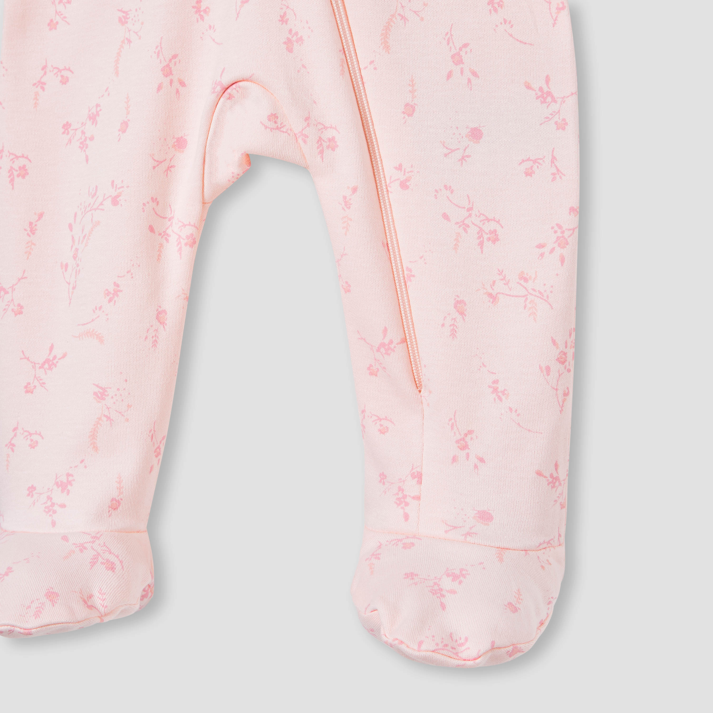 بدلة نوم بسحاب إغلاق وطبعات أزهار من جونيورز-baby-girls-clothing-nightwear-sleepsuits-image-1