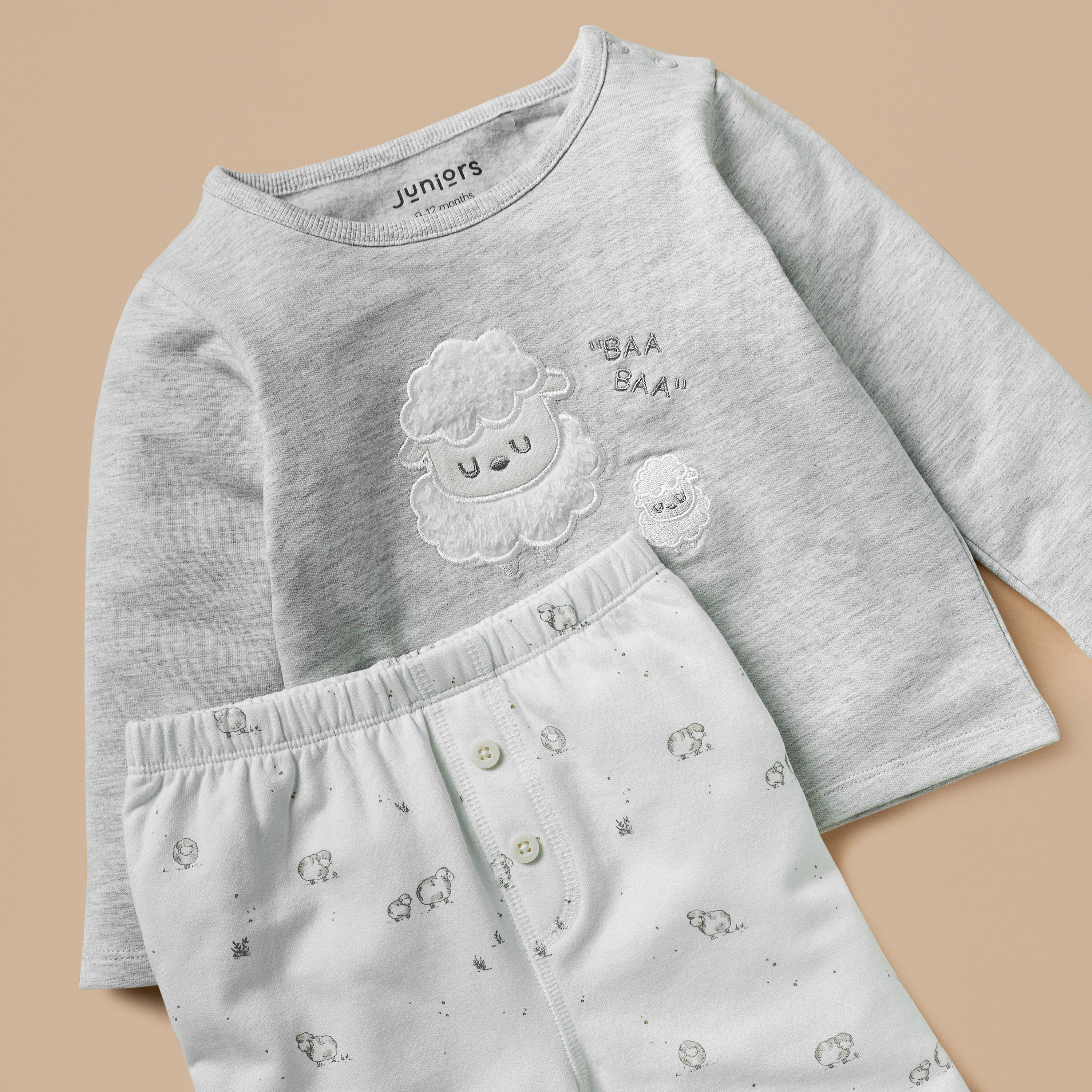 طقم بنطلون بيجاما وتيشيرت بطبعات خروف من جونيورز-baby-boys-clothing-nightwear-pyjamasets-image-4