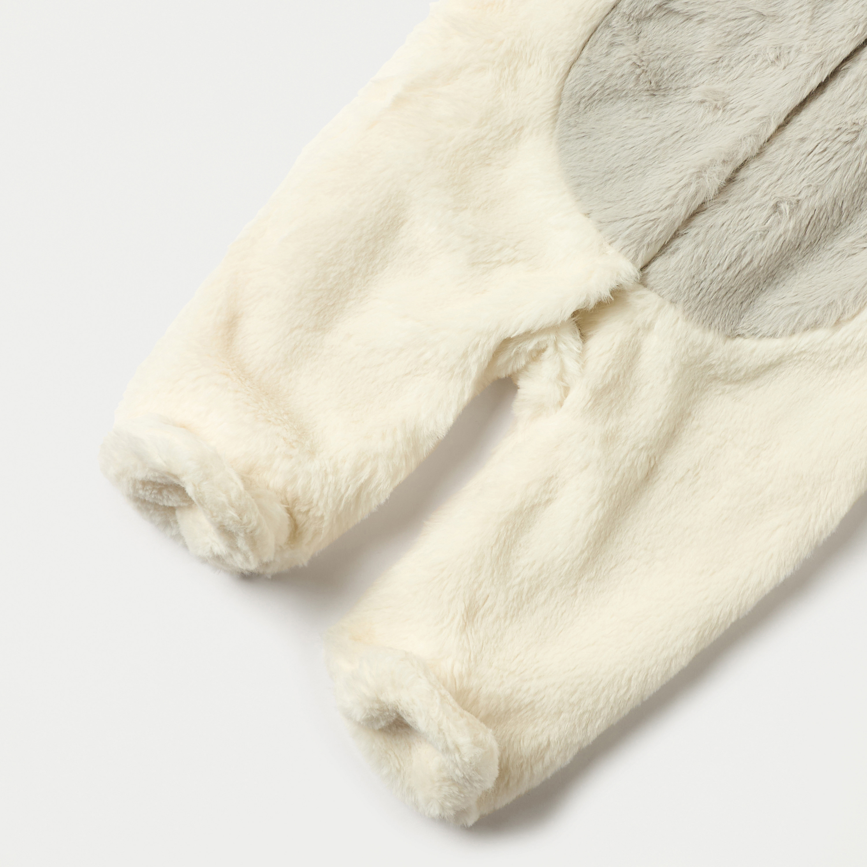 Juniors Faux Fur Textured Hooded Sleepsuit with Applique Detail and Zip Closure-baby-boys-clothing-winterwear-sleepsuits-image-4