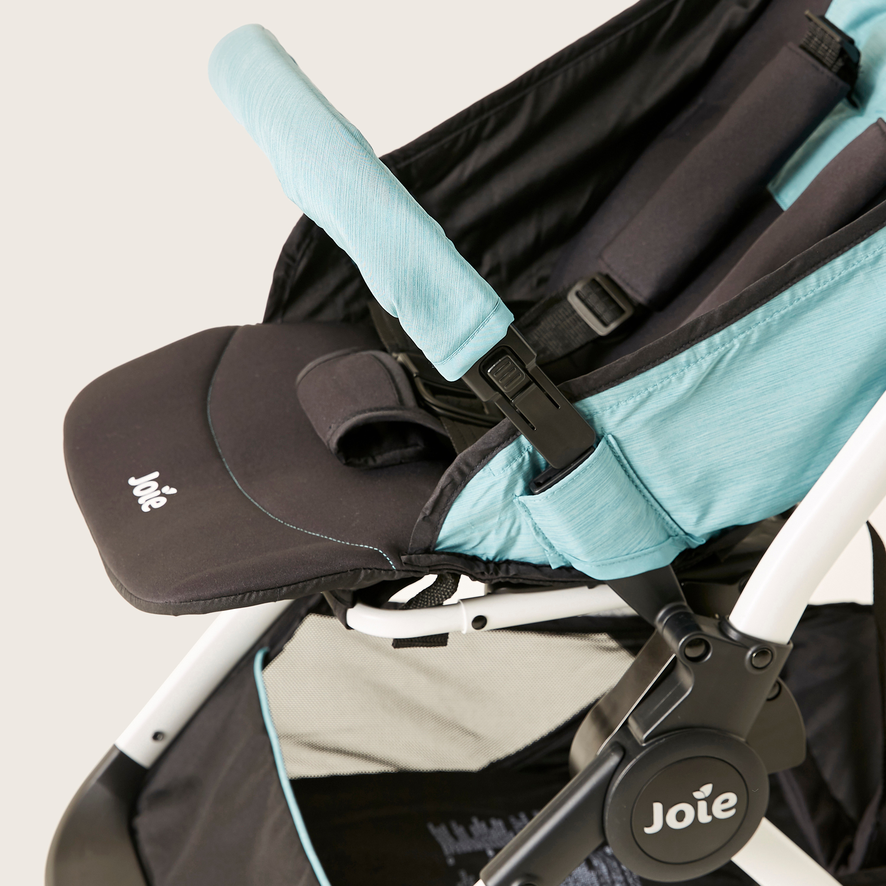عربة أطفال باكت لايت من جوي-baby-gear-strollersandprams-strollers-image-11