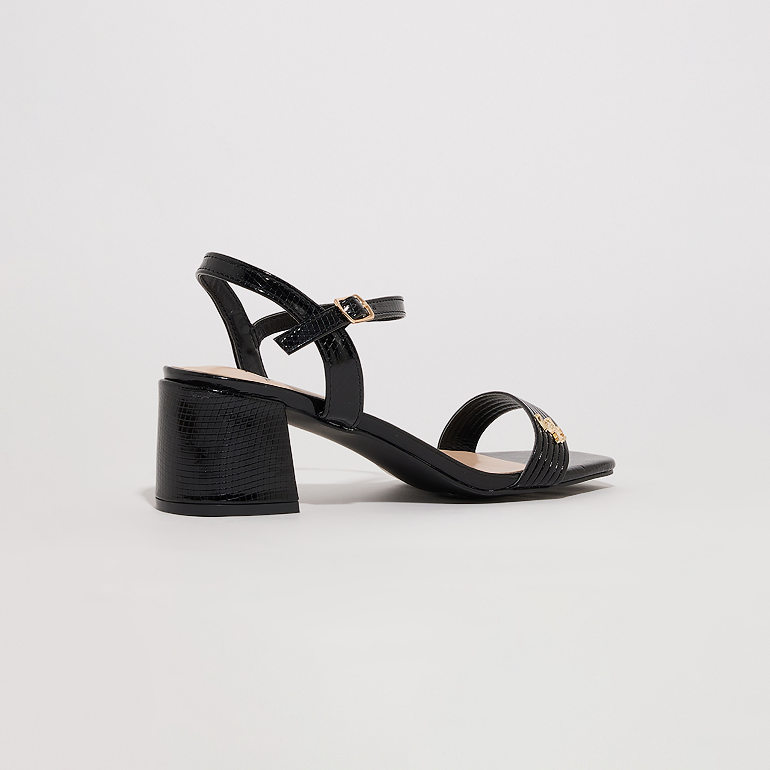 صنادل نسائية من بيفرلي هيلز بولو كلوب بكعب بلوك وشريط للكاحل | S24-110HW6754-women-shoes-heels-image-2