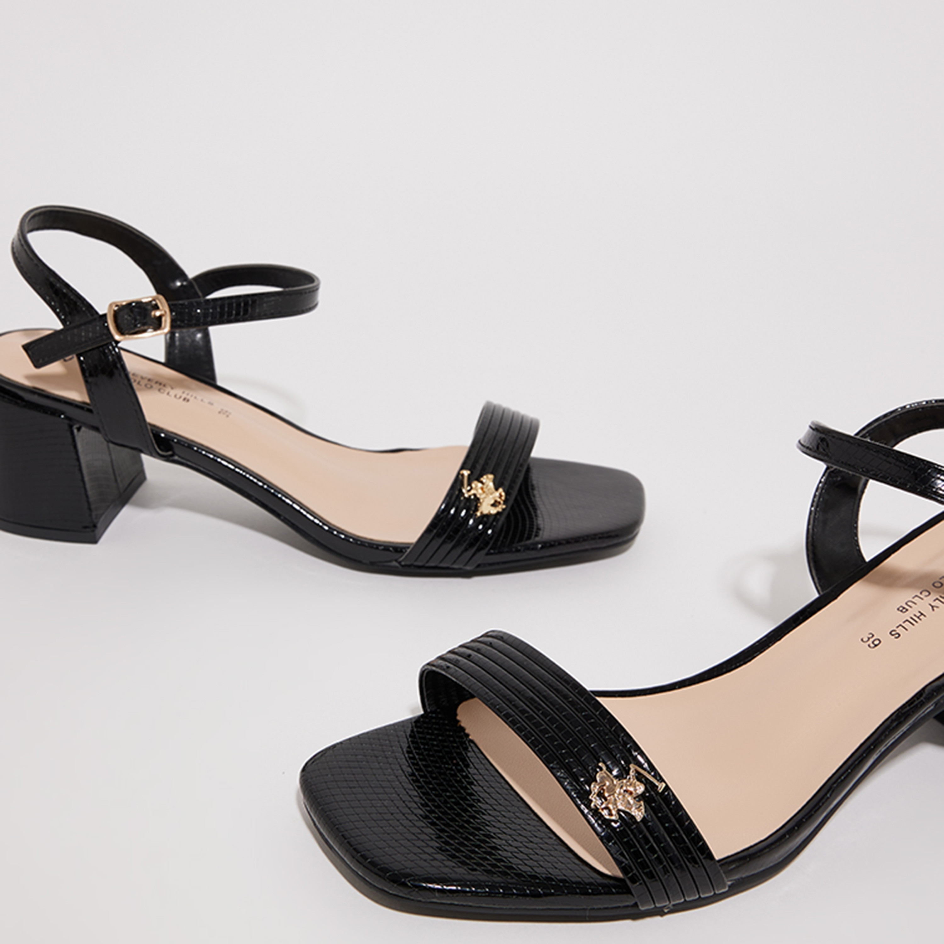 صنادل نسائية من بيفرلي هيلز بولو كلوب بكعب بلوك وشريط للكاحل | S24-110HW6754-women-shoes-heels-image-4