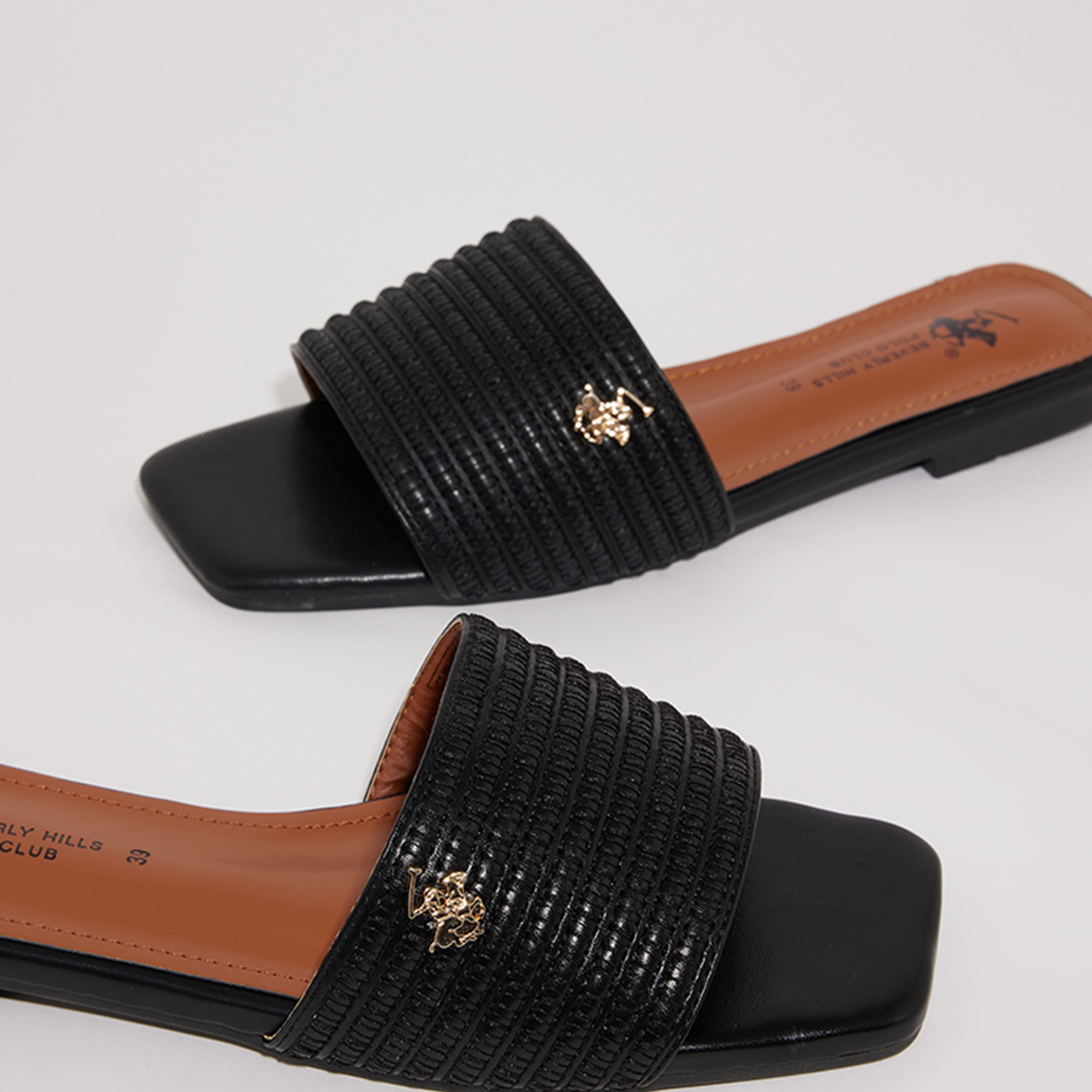 صنادل نسائية مسطحة من بيفرلي هيلز بولو كلوب ذات مفتوحة عند الأصابع | S24-110HW6755-women-shoes-sandals-flats-image-4