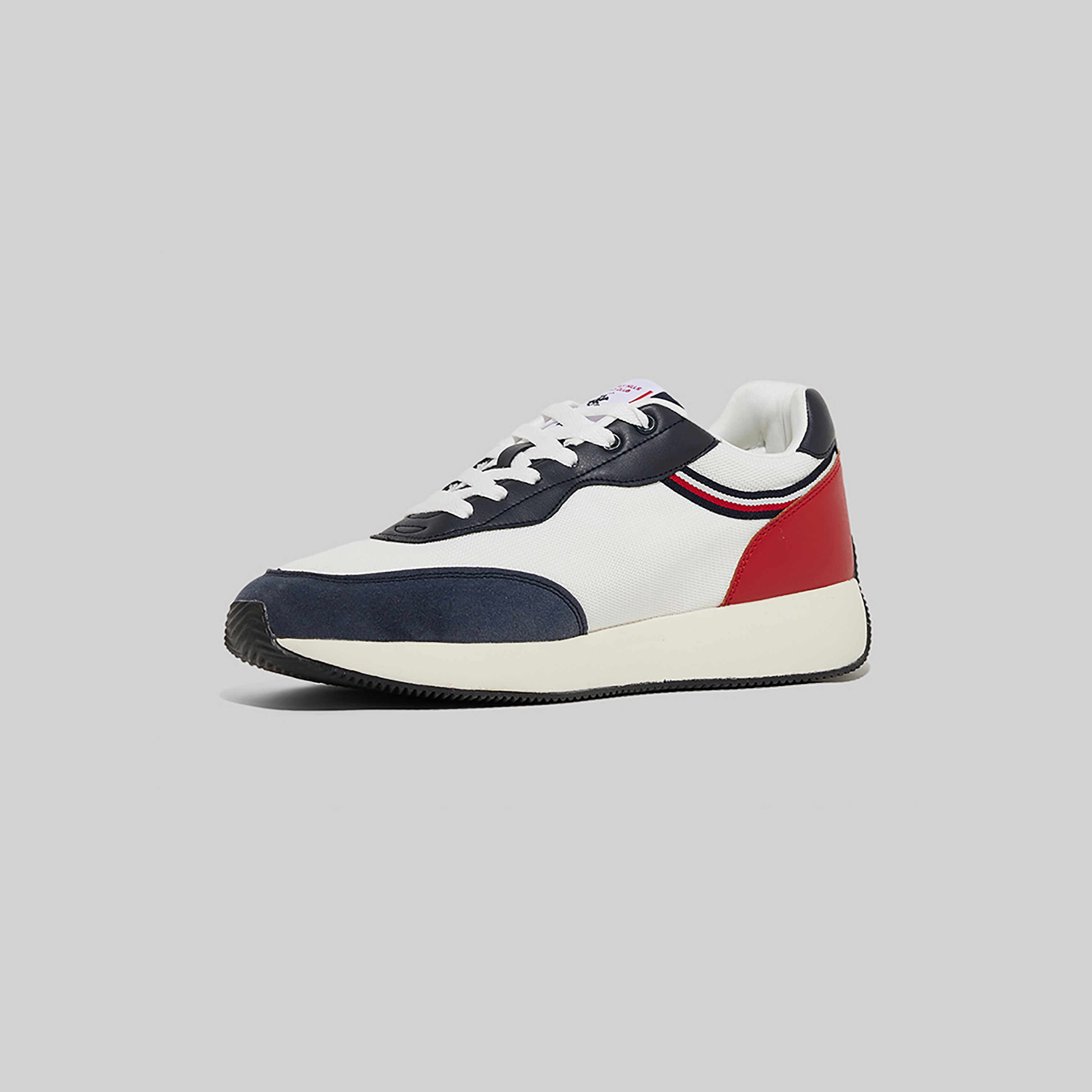 حذاء سنيكرز من بيفرلي هيلز بولو كلوب للرجال برباط ذو كولور بلوك-men-shoes-sneakers-image-3