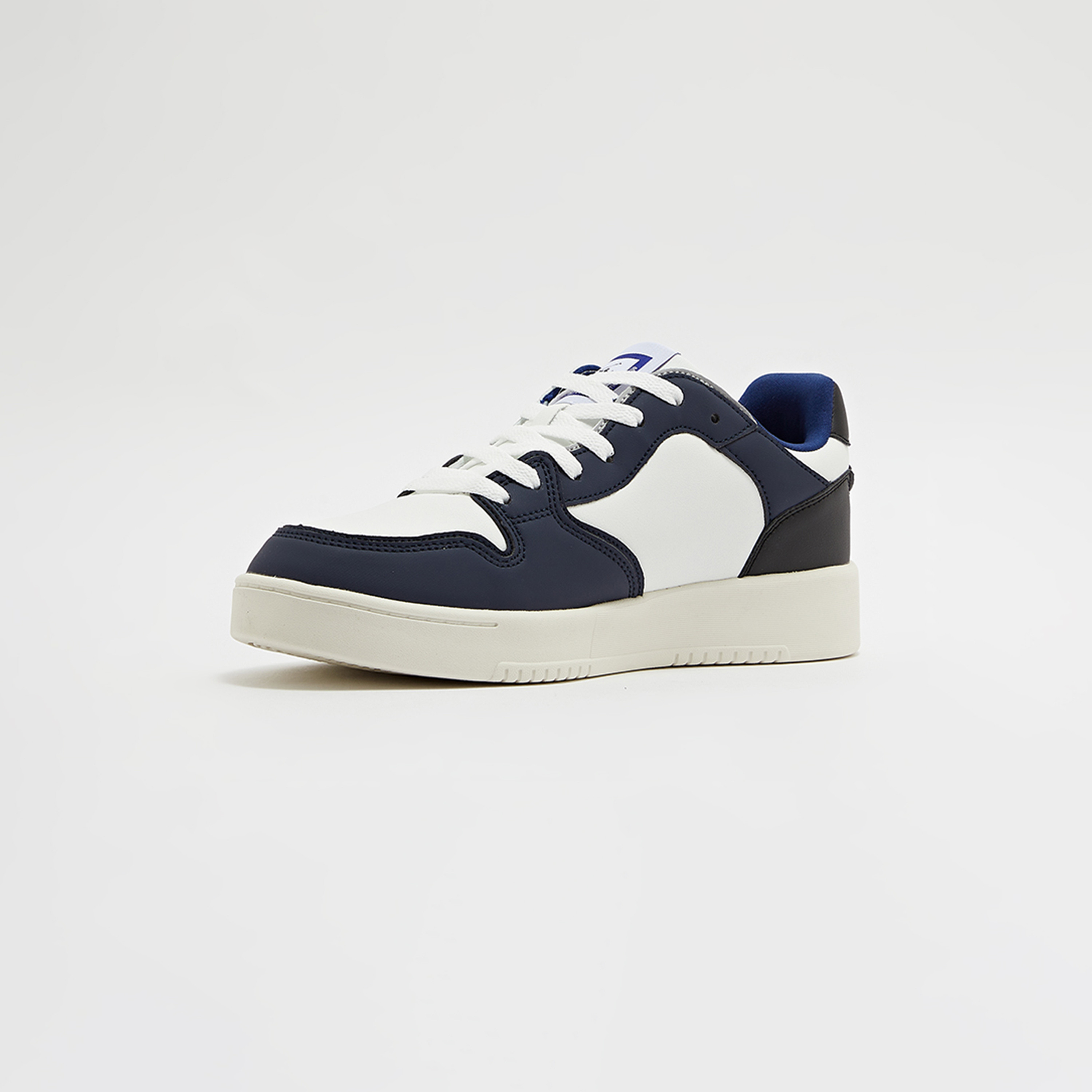 بيفرلي هيلز بولو كلوب- حذاء رياضي للرجال بكاحل منخفض وأربطة | S24-S08HM6741-men-shoes-sneakers-image-3