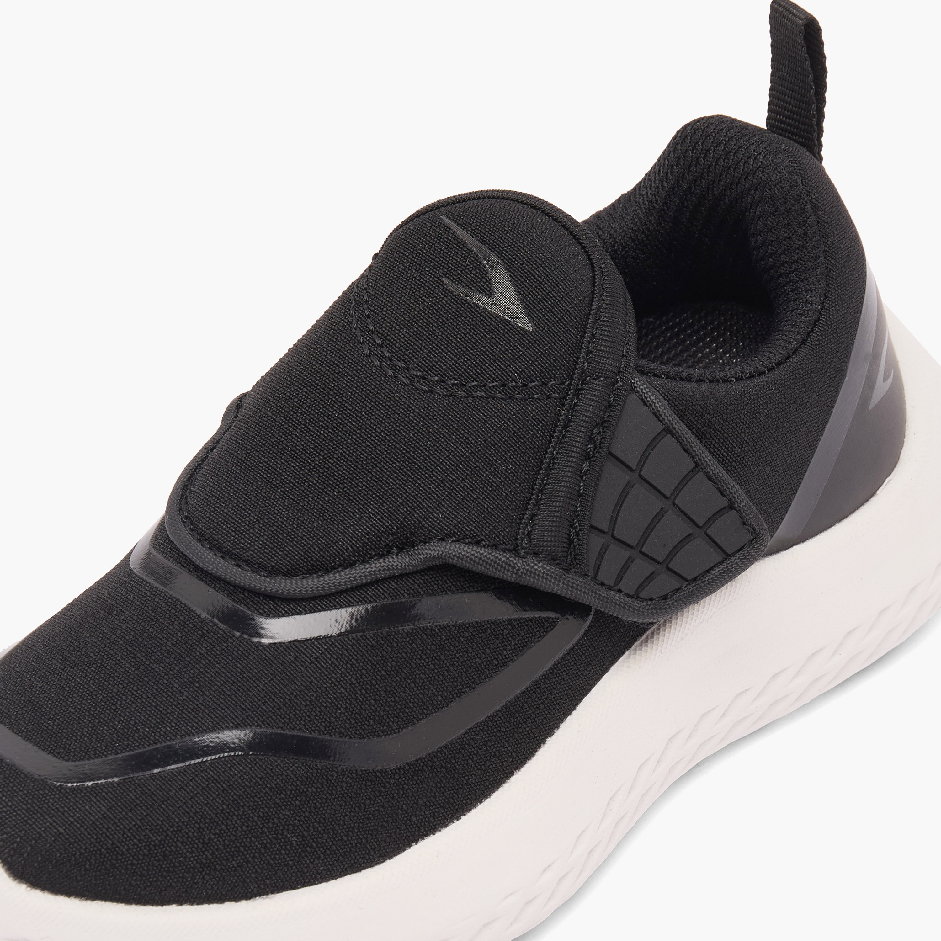 حذاء رياضي بشريط لاصق للأولاد من داش-boys-shoes-sports-image-4