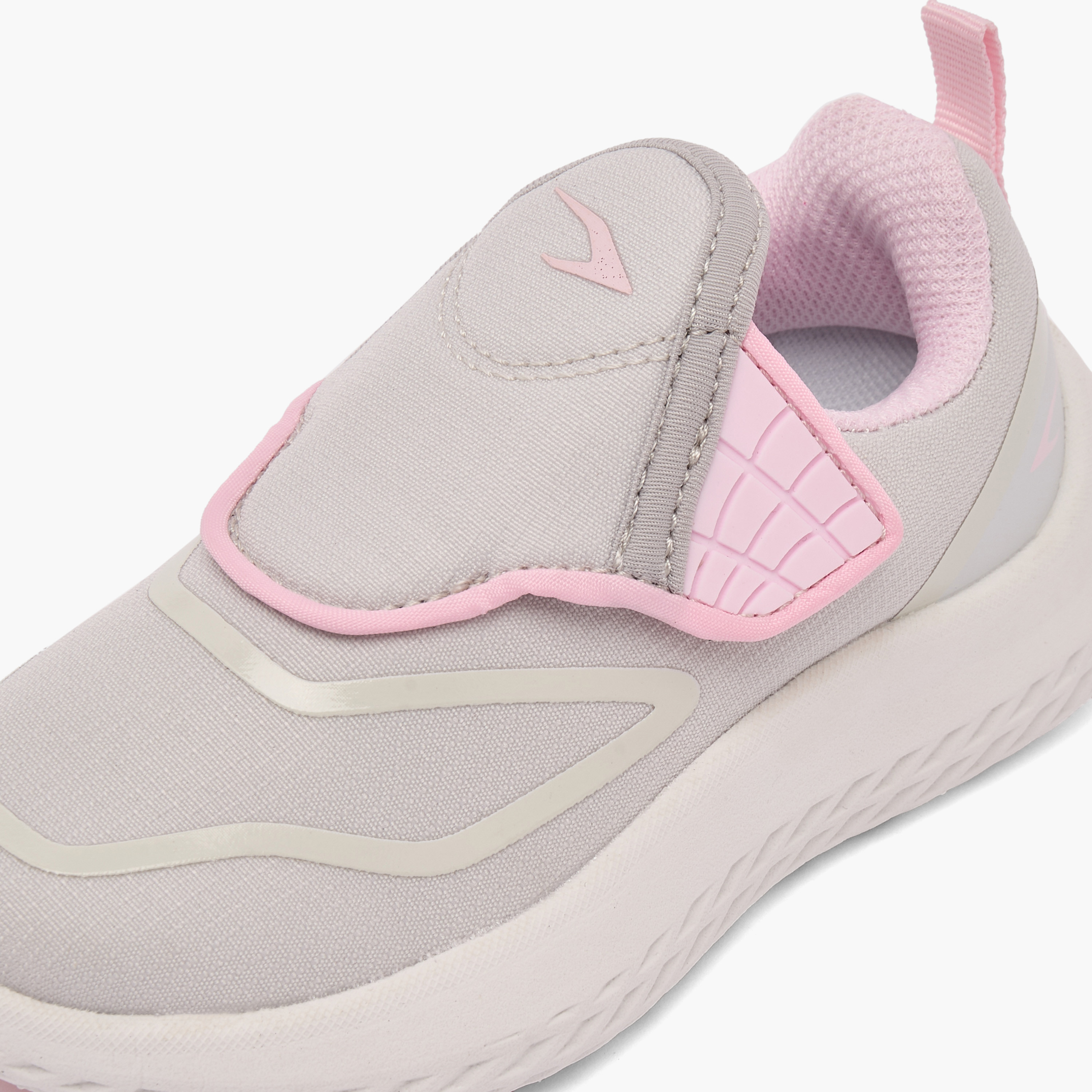 حذاء رياضي بشريط إغلاق لاصق للبنات من داش-girls-shoes-sneakers-image-4