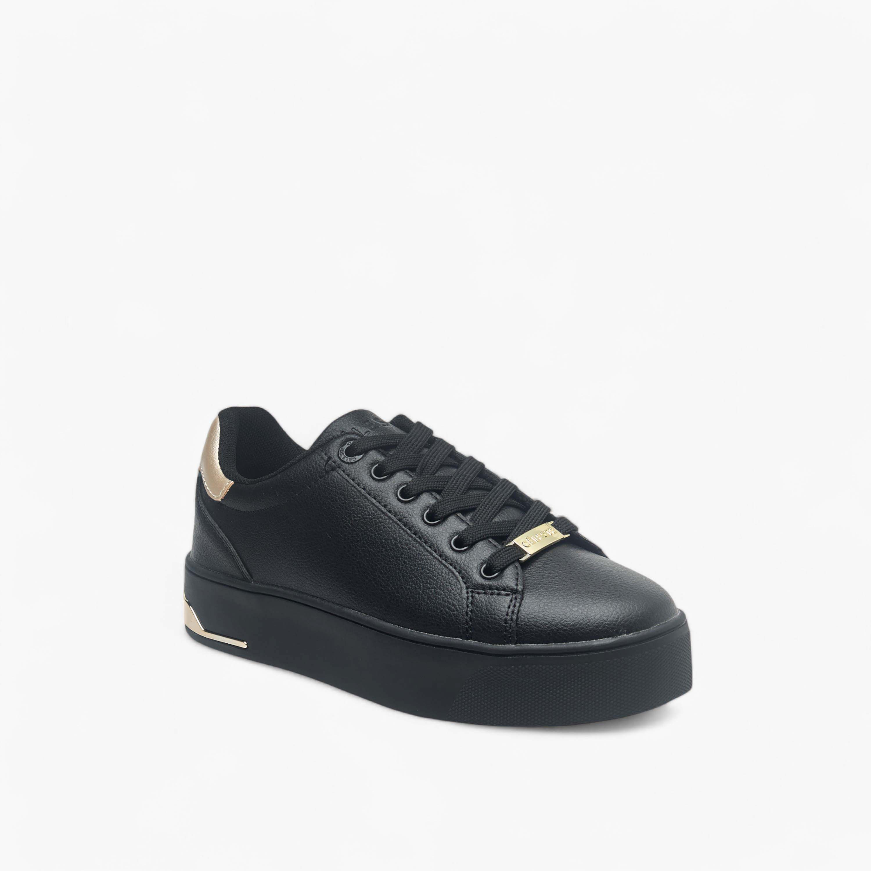حذاء سنيكرز سادة برباط إغلاق للنساء من سيليست-women-shoes-sneakers-image-2