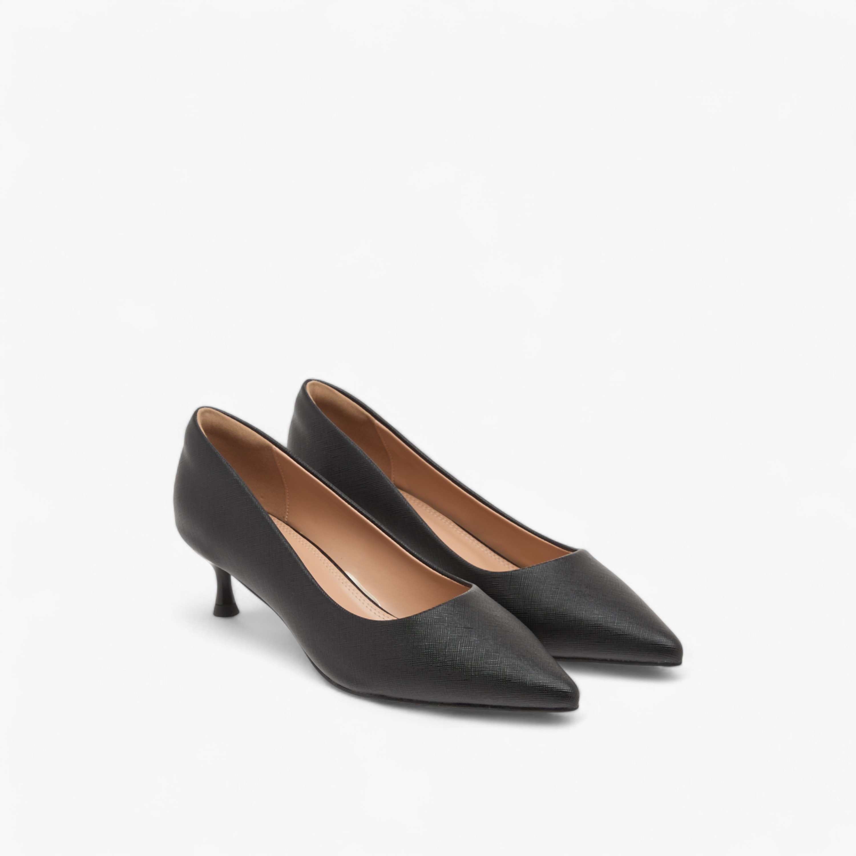 حذاء كلاسيكي سهل الارتداء سادة بِكعب صغير ومقدمة مدببة للنساء من سيليست-women-shoes-heels-image-1