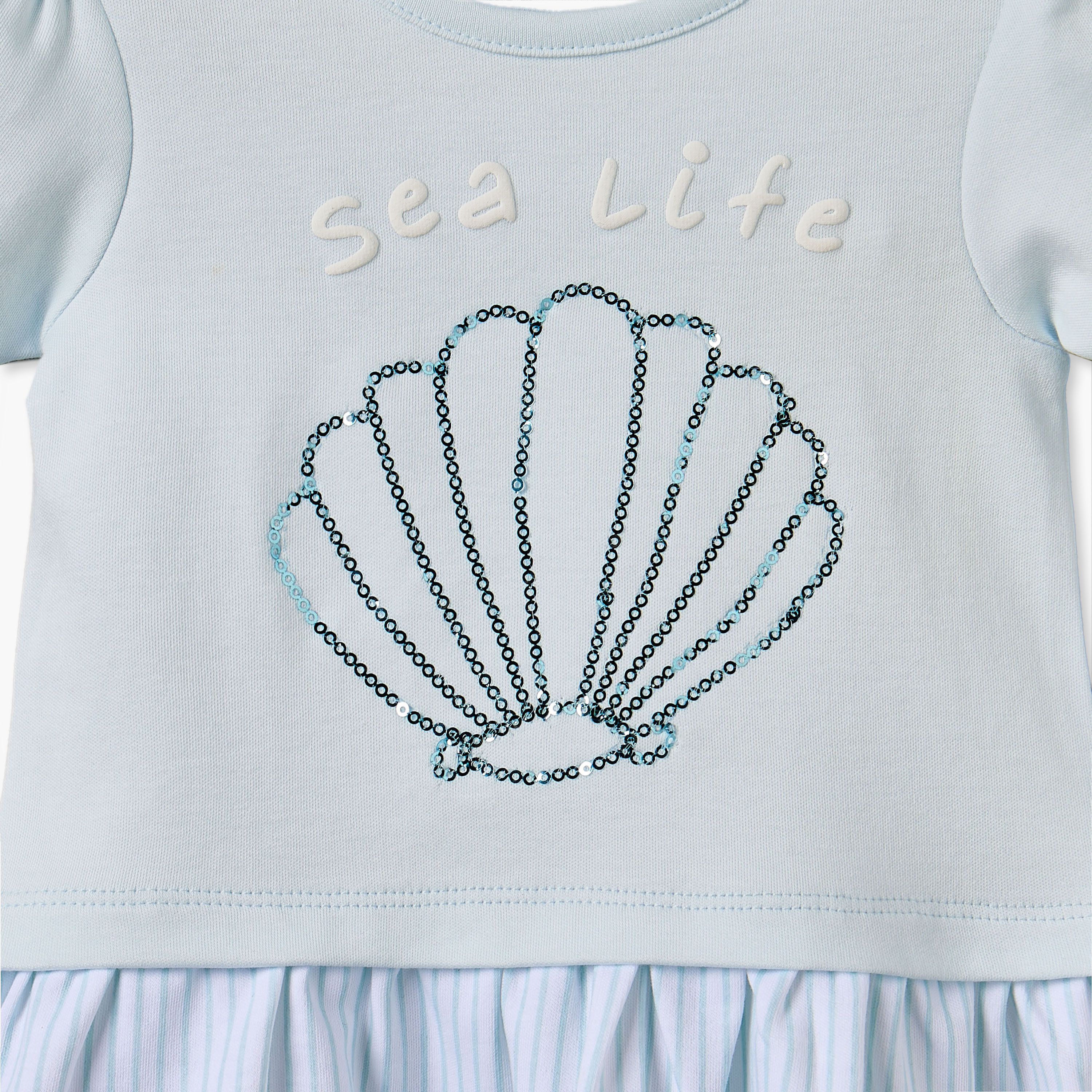 فستان بطول الركبة بأكمام قصيرة وياقة ضيقة وصدفة بحر مزيّنة من جونيورز-baby-girls-clothing-dressesandjumpsuits-image-4
