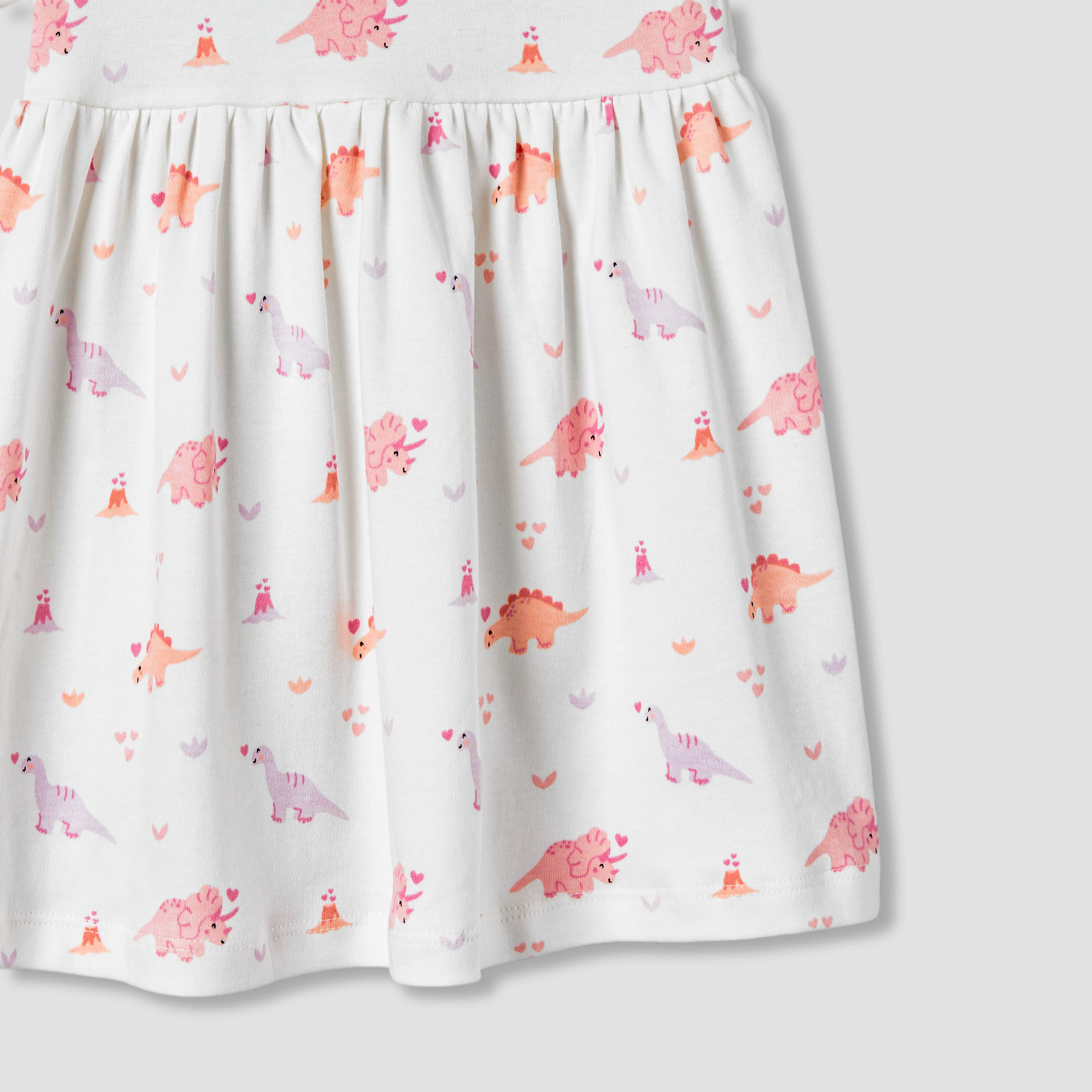 فستان بقصّة إيه لاين وياقة مستديرة بطبعات من جونيورز - طقم من قطعتين-baby-girls-clothing-dressesandjumpsuits-image-6
