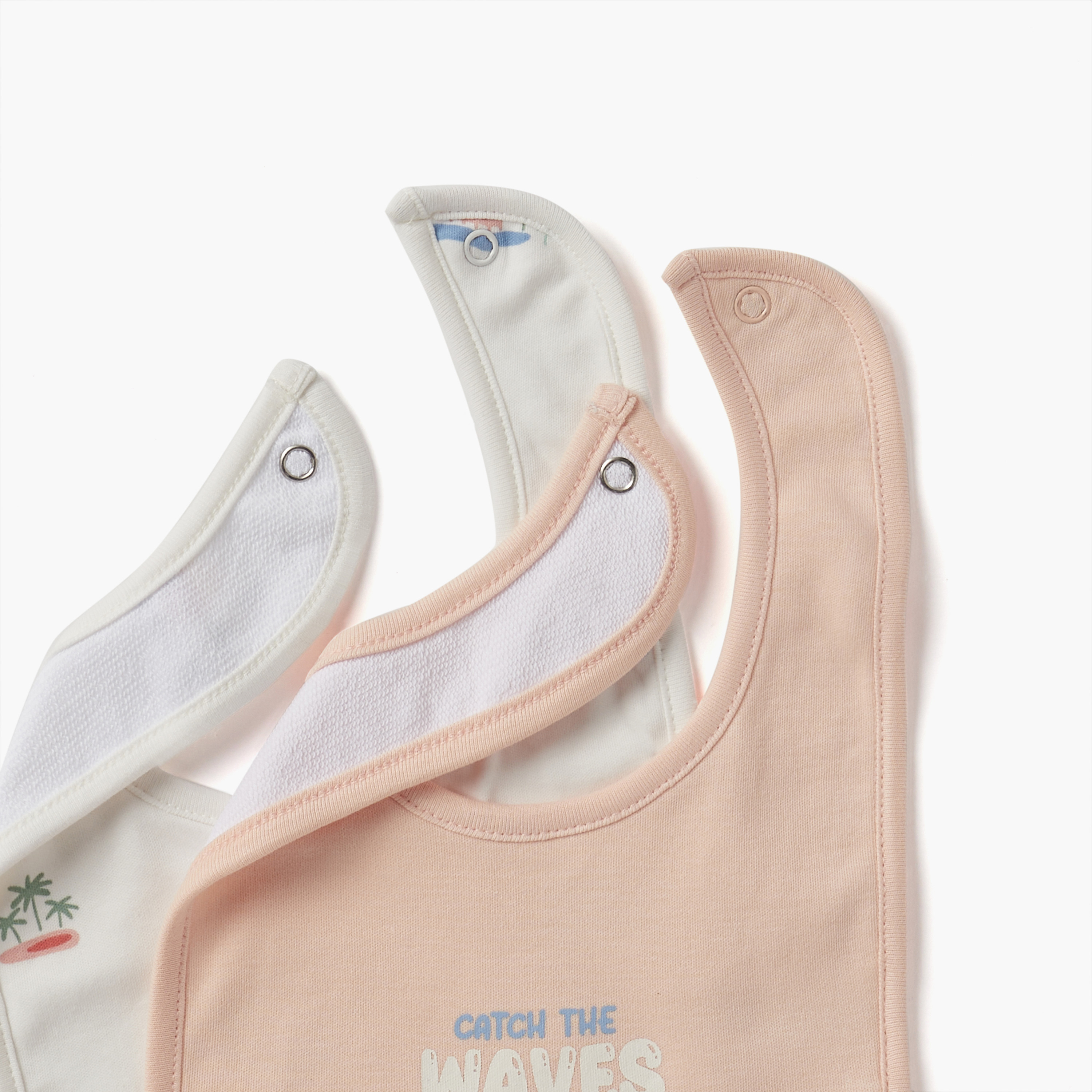 مرايل بطبعات وزر إغلاق كبس من جونيورز - طقم من قطعتين-baby-feeding-bibs-image-4