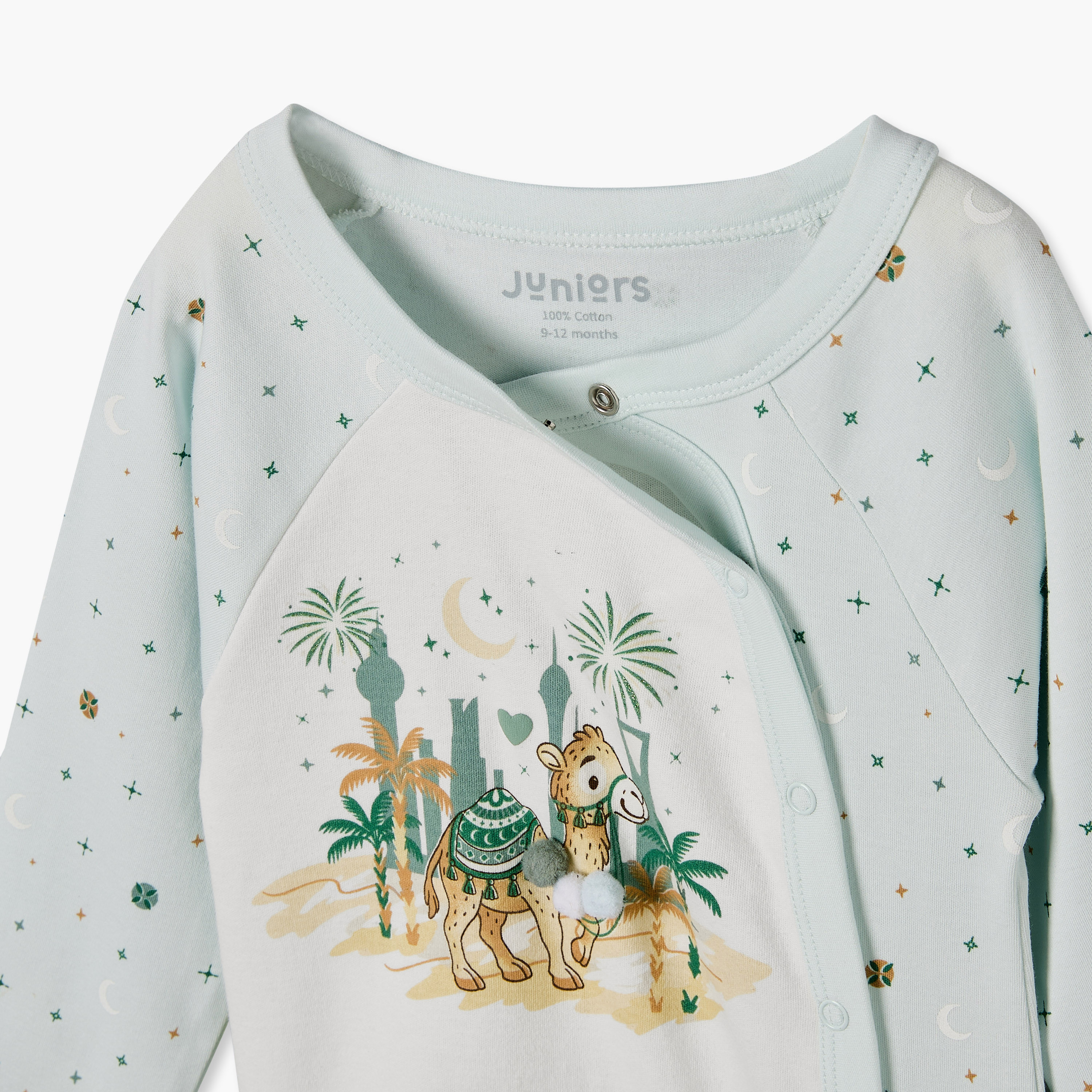 بدلة نوم قطن بياقة مستديرة وأكمام طويلة بطبعة اليوم الوطني السعودي من جونيورز-baby-girls-clothing-nightwear-sleepsuits-image-4